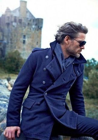 Double breasted coat. Small