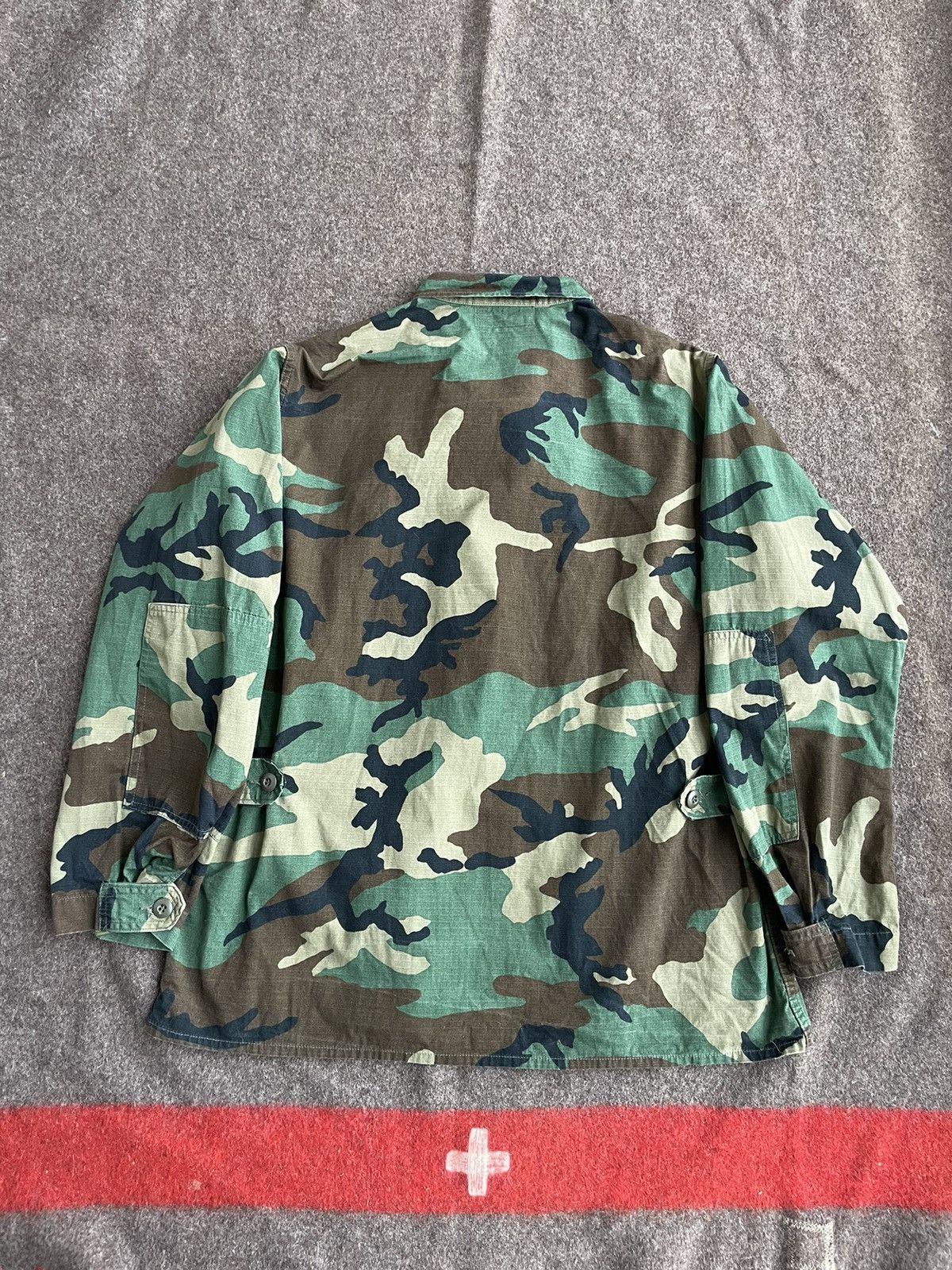 Other US Army Combat Hot Weather Woodland Coat Size US L / EU 52-54 / 3 - 6 Thumbnail