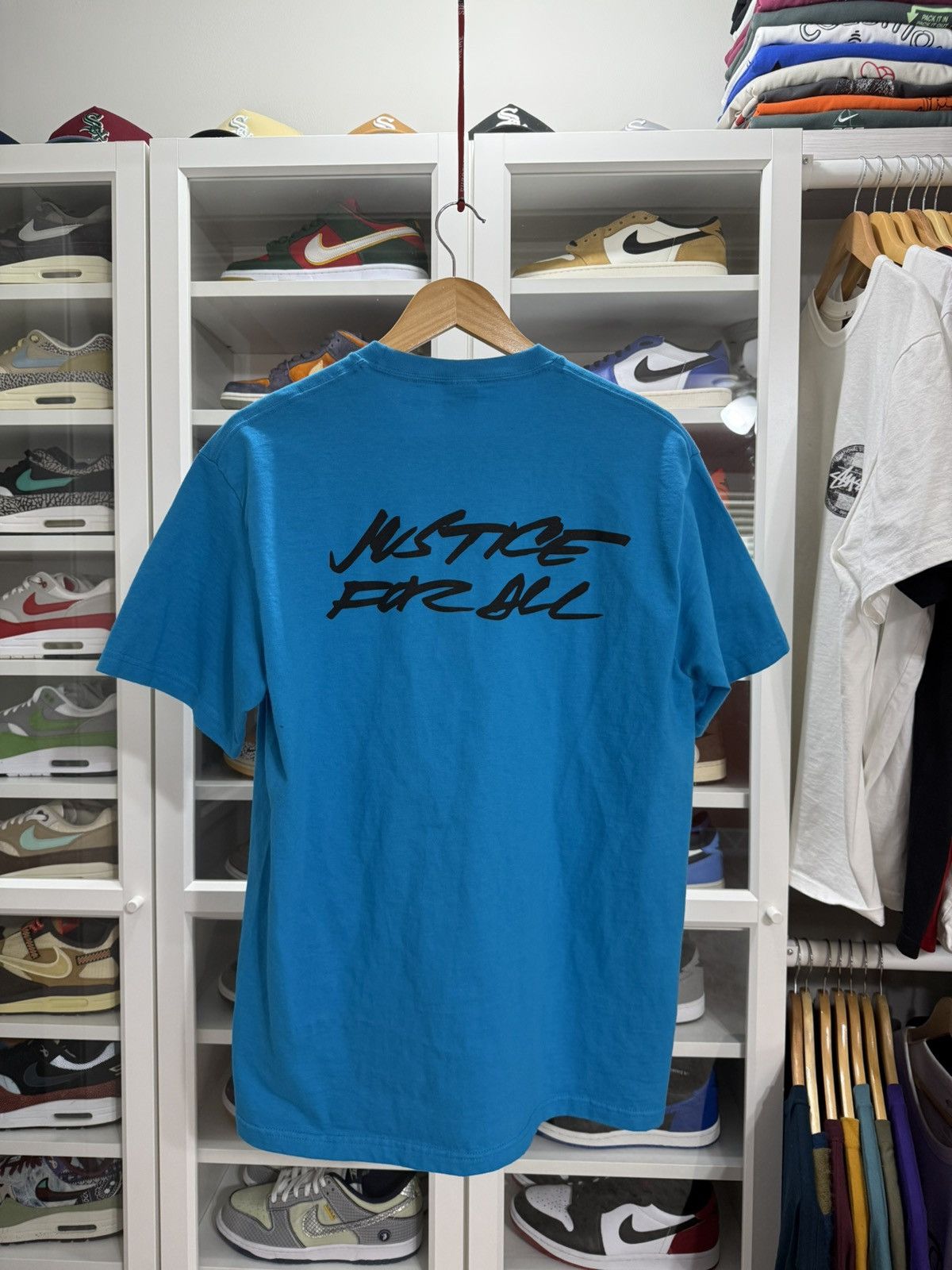 Supreme Supreme Futura Logo Tee Bright Blue Size US M / EU 48-50 / 2 - 3 Thumbnail