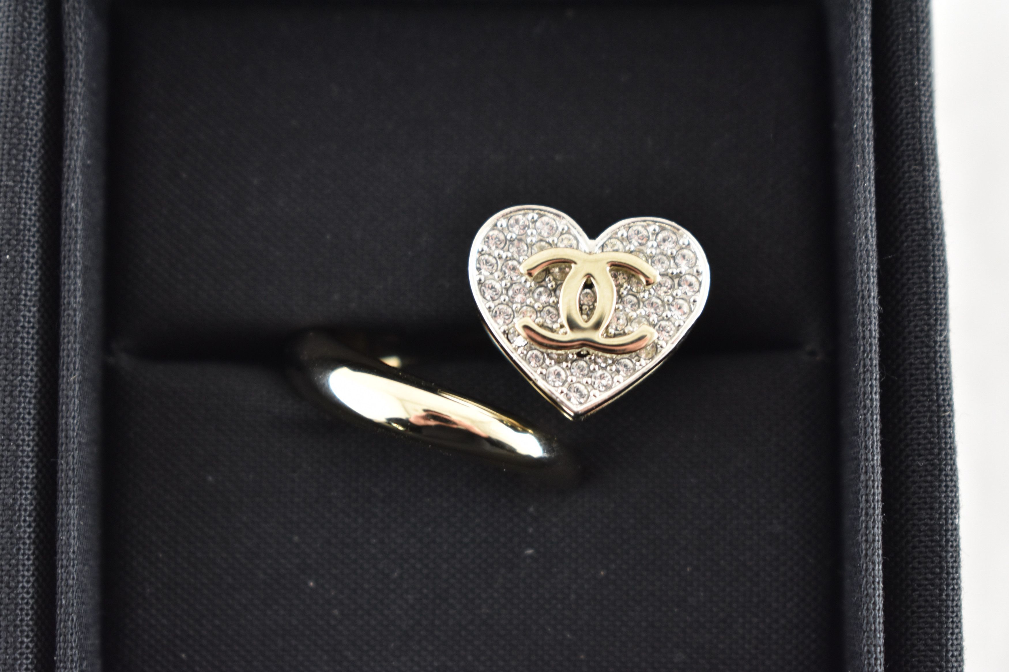 Chanel Chanel 26P Silver Gold Crystal Heart CC Logo Spiral Ring 52 Size ONE SIZE - 6 Thumbnail