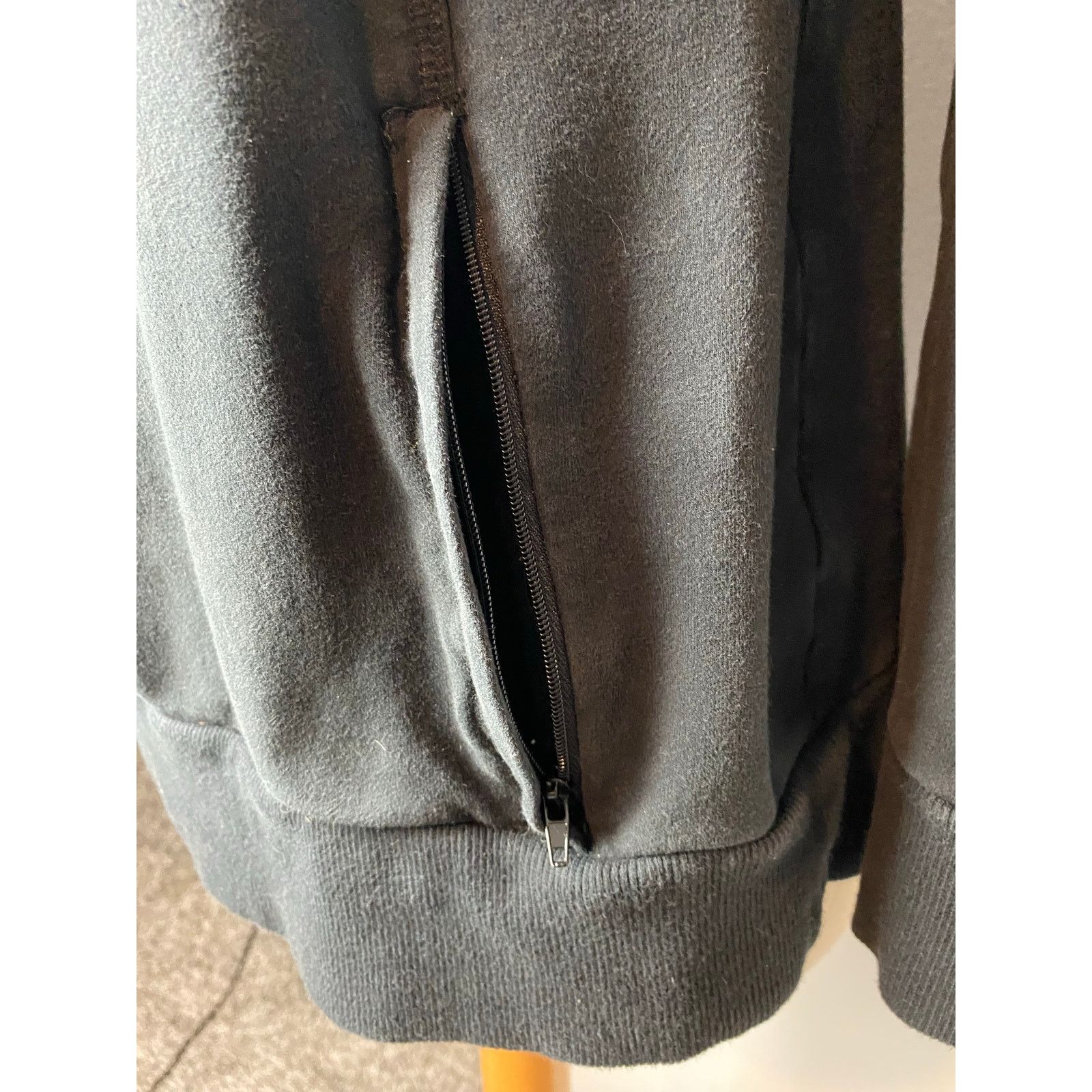 Juicy Couture Juicy Couture RARE Y2K Down Dog Couture Bk Hoodie, Sz L Size L / US 10 / IT 46 - 3 Thumbnail