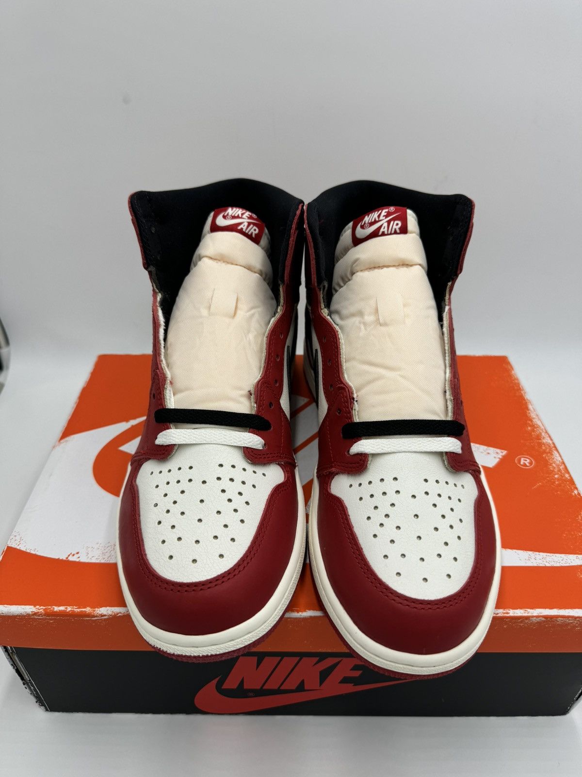 Jordan Brand Air Jordan 1 Lost & Found Size US 10 / EU 43 - 2 Thumbnail