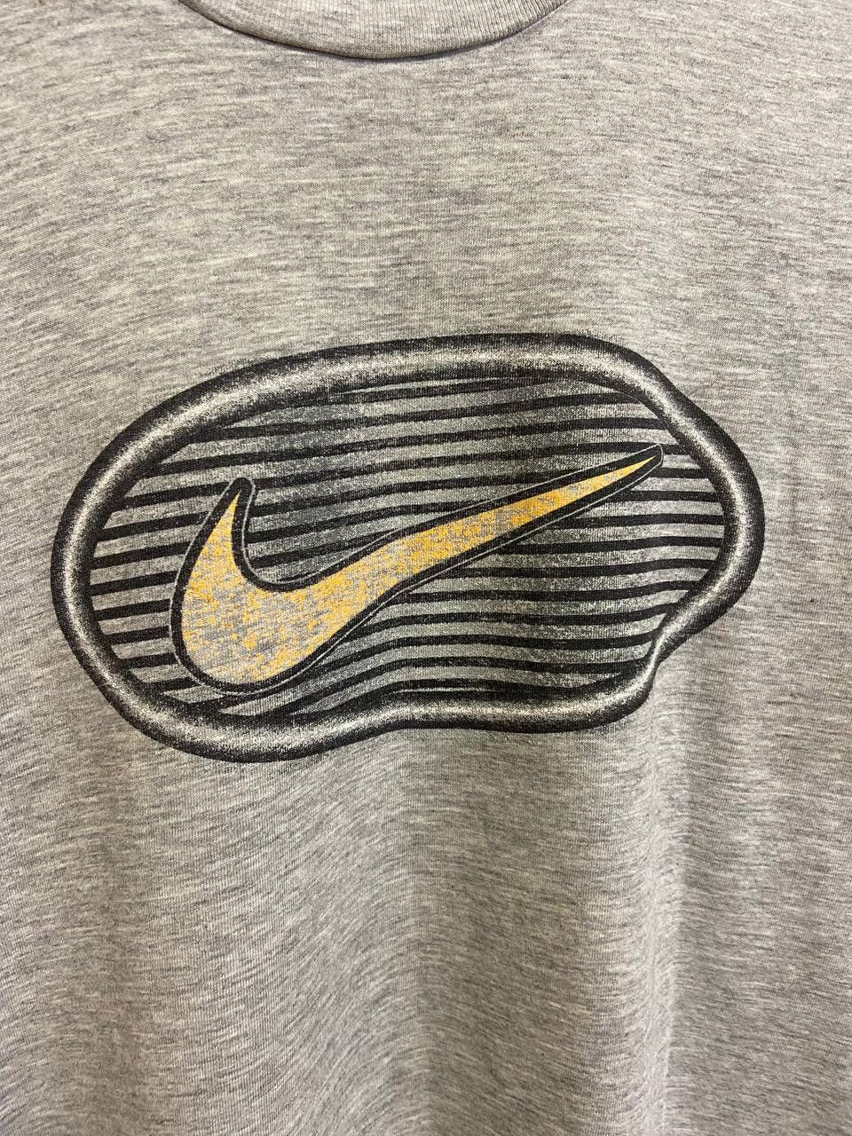Nike × Vintage Vintage Nike Center Logo T shirt Size US M / EU 48-50 / 2 - 3 Thumbnail