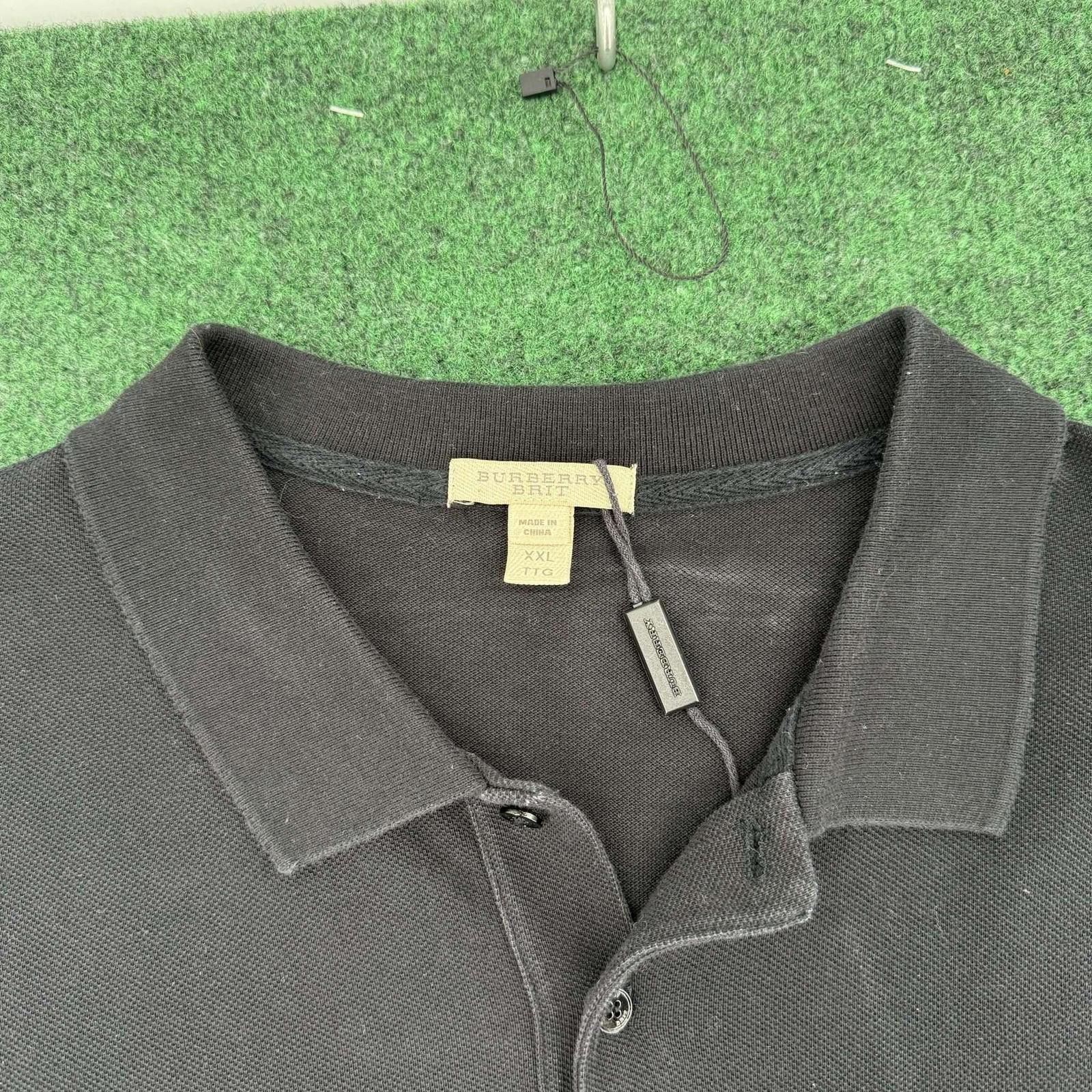 Burberry Burberry Knight Black Polo Shirt XXL Used Size US XXL / EU 58 / 5 - 2 Thumbnail