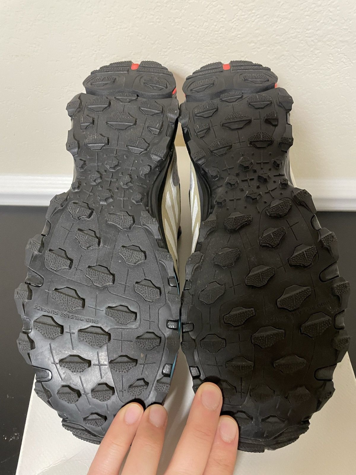 Adidas Response Hoverturf GF6100A Size US 12 / EU 45 - 6 Thumbnail