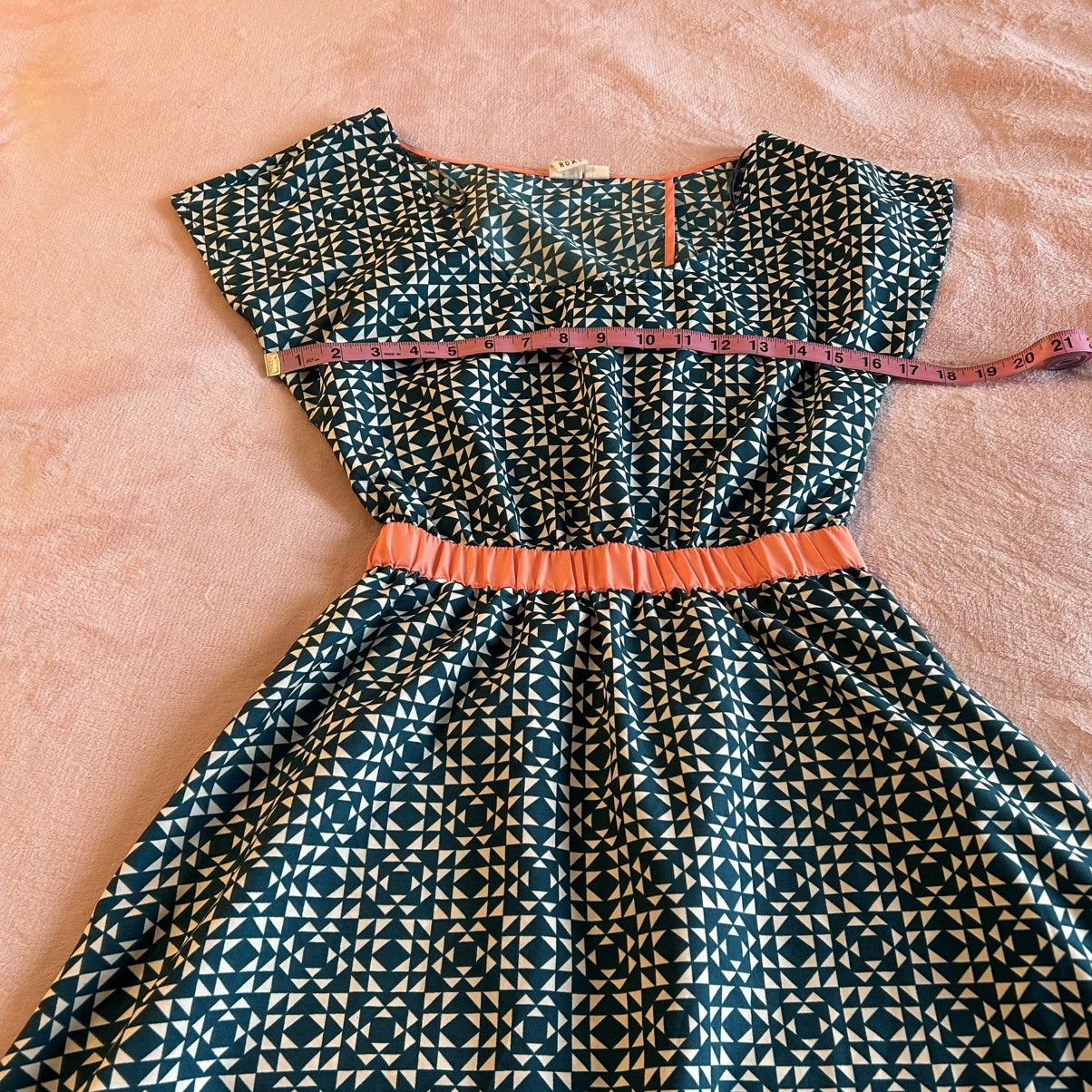 Other Roxy teal peach geometric short sleeve skater dress size S Size S / US 4 / IT 40 - 11 Thumbnail