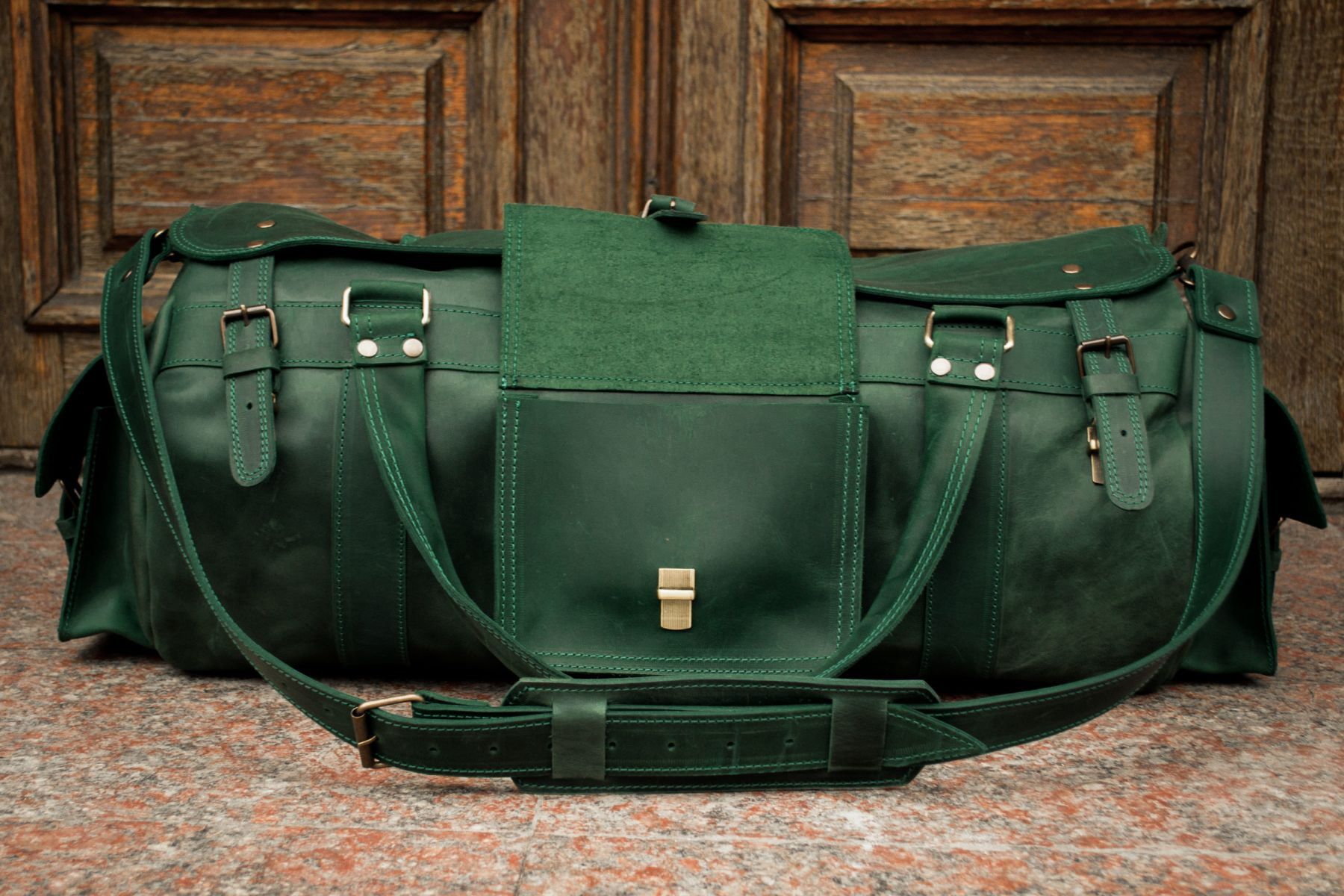 Handmade Leather travel bag "BISON" Size ONE SIZE - 6 Thumbnail