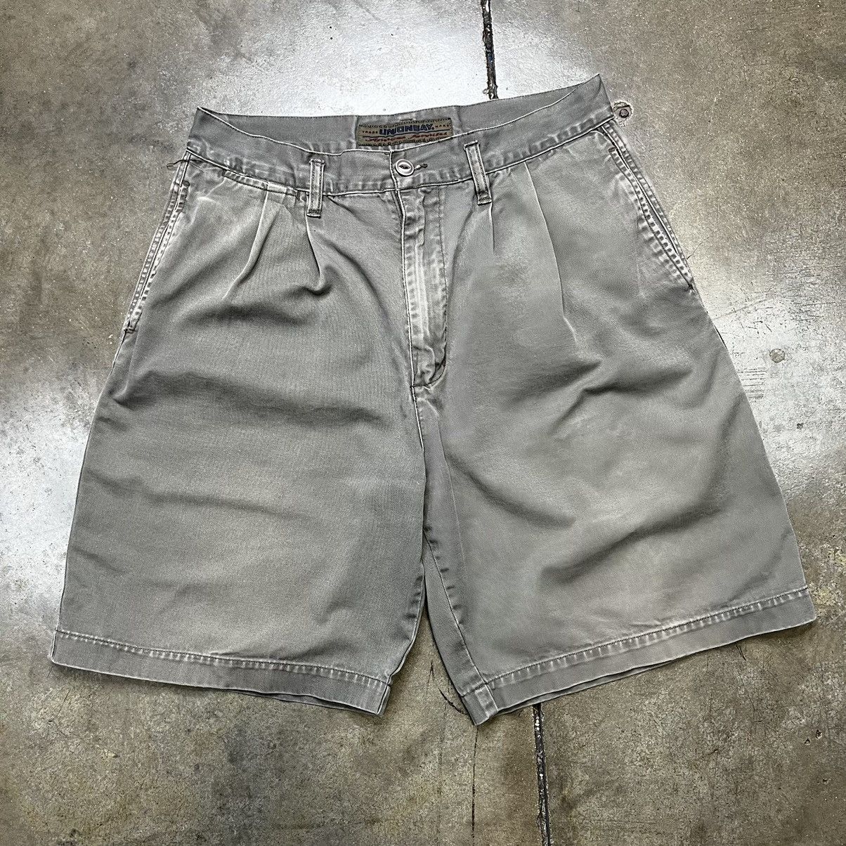 Vintage Vintage 00s Y2K Union Bay Pleated Shorts Gorpcore Cargo Grailed