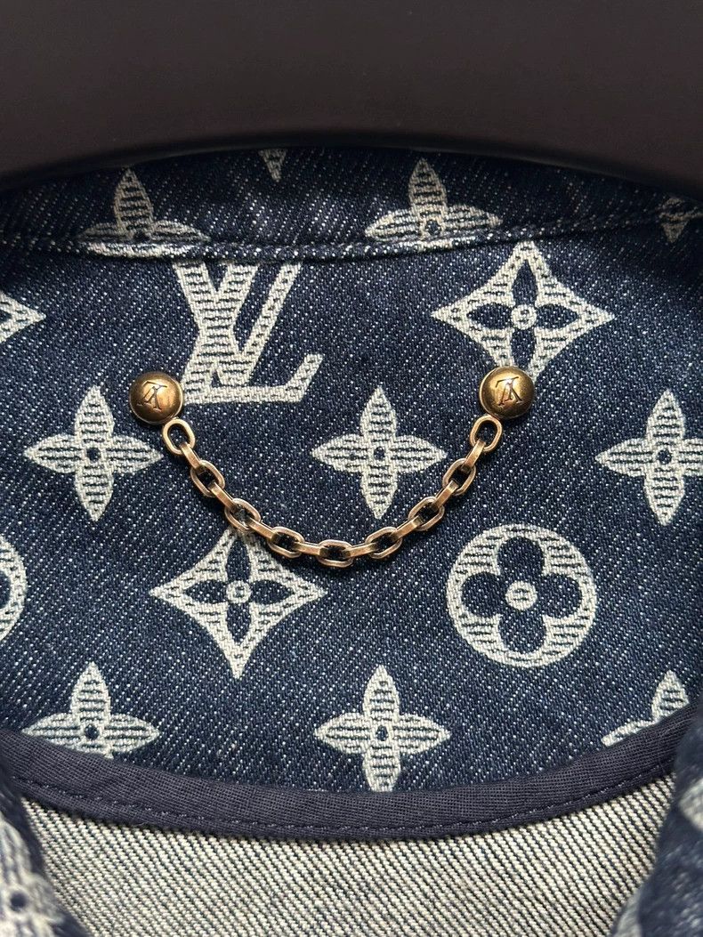 Louis Vuitton Louis Vuitton Original full-print presbyopic denim jacket Size US L / EU 52-54 / 3 - 4 Thumbnail