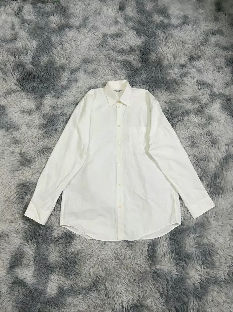 Balenciaga Balenciaga size 34 Letter logo on the back of the shirt Size US XS / EU 42 / 0 - 2 Thumbnail