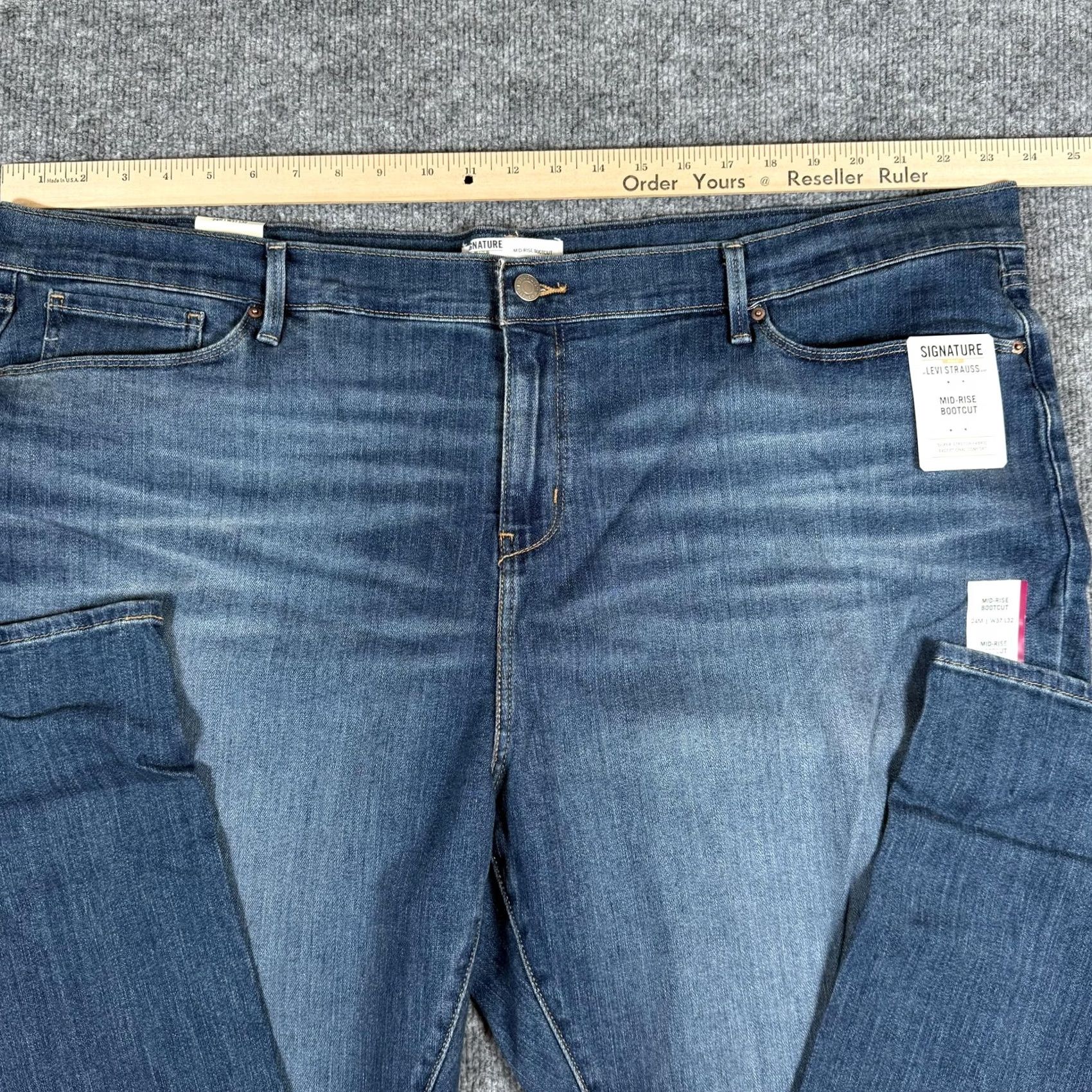 Vintage Levi Strauss Jeans Womens 24M W37 L32 Mid Rise Bootcut Signature Stretch Denim Bootscut? (Note: Unable to process) Size 40" / US 18 - 3 Thumbnail