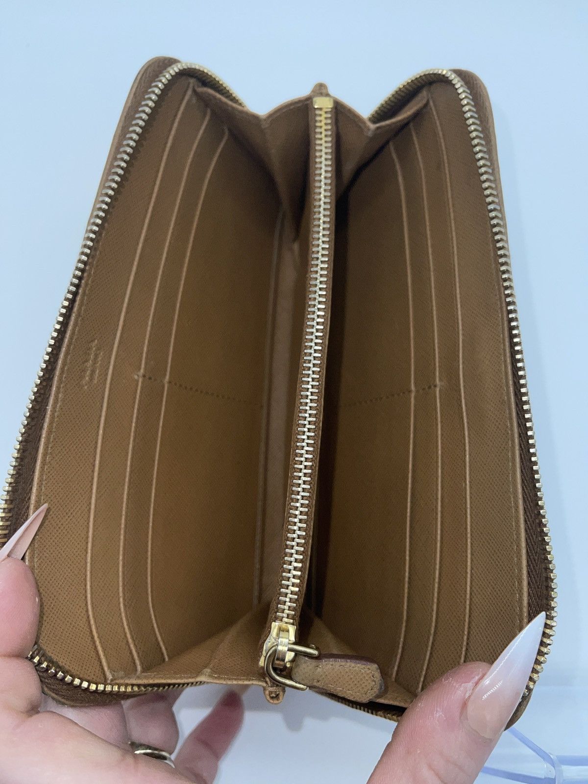 Prada Rare Prada Quilted Diamond Stitch Leather Wallet Camel Size ONE SIZE - 7 Thumbnail