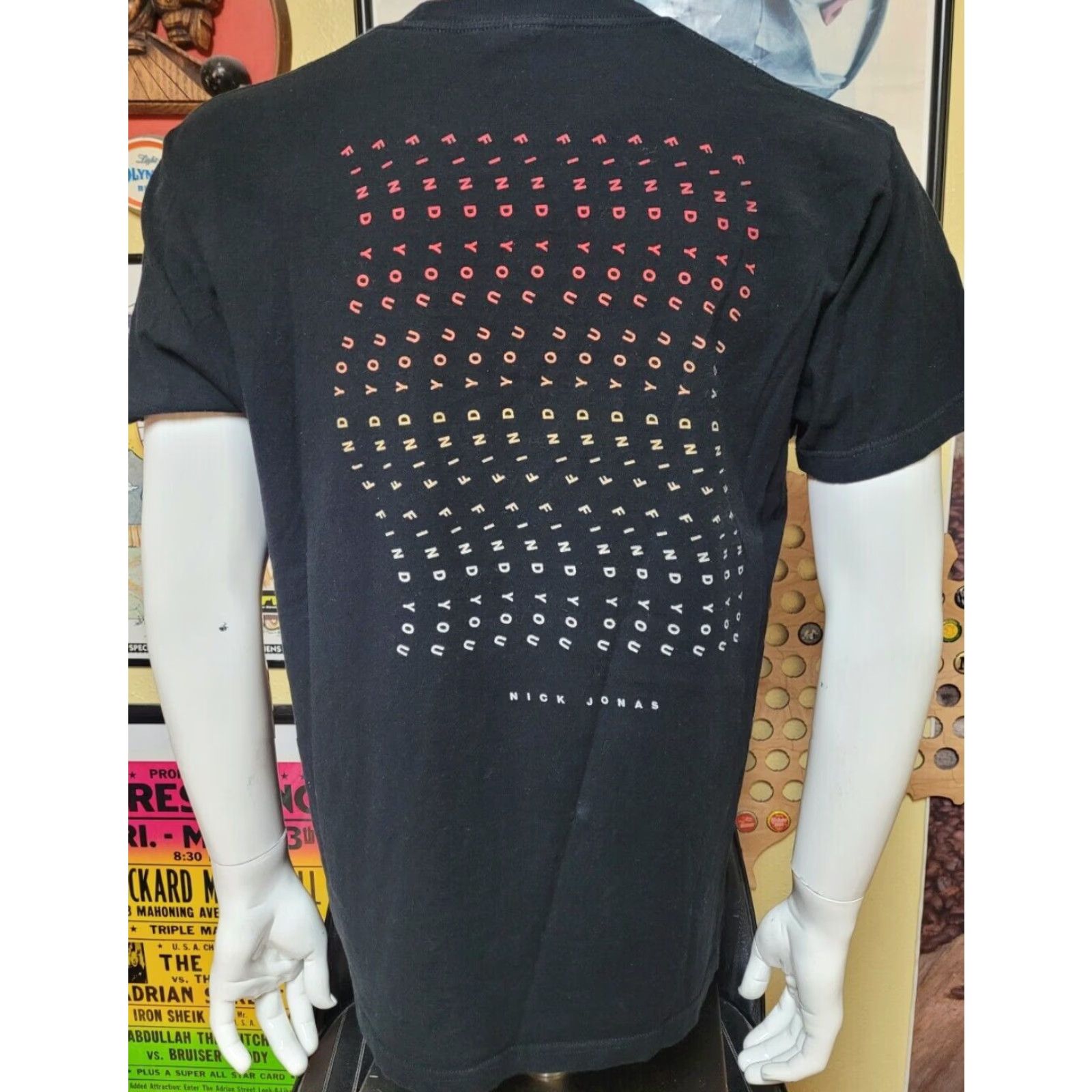 Tultex Nick Jonas Find You T Shirt Large Men Black Band Music 2017 Shirt L Mens Size US L / EU 52-54 / 3 - 3 Thumbnail