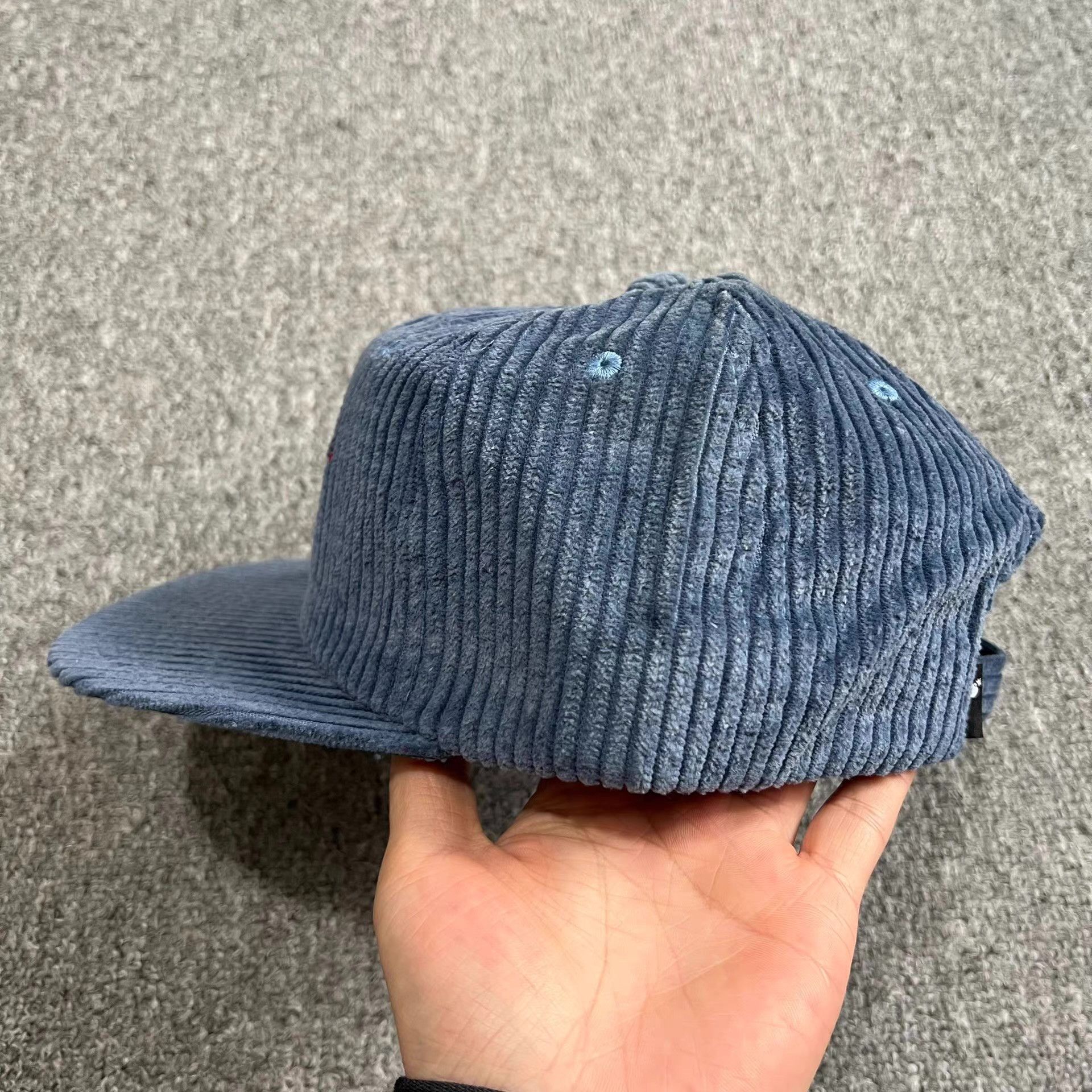 The Hundreds The Hundreds Bomb Embroidered Corduroy Baseball Cap Q7 Size ONE SIZE - 7 Thumbnail