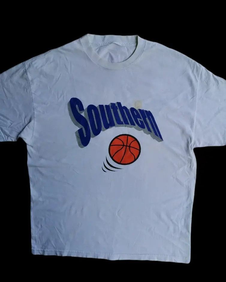 NBA Rare!!! Southern NBA Tshirt Size US XL / EU 56 / 4 - 1 Thumbnail