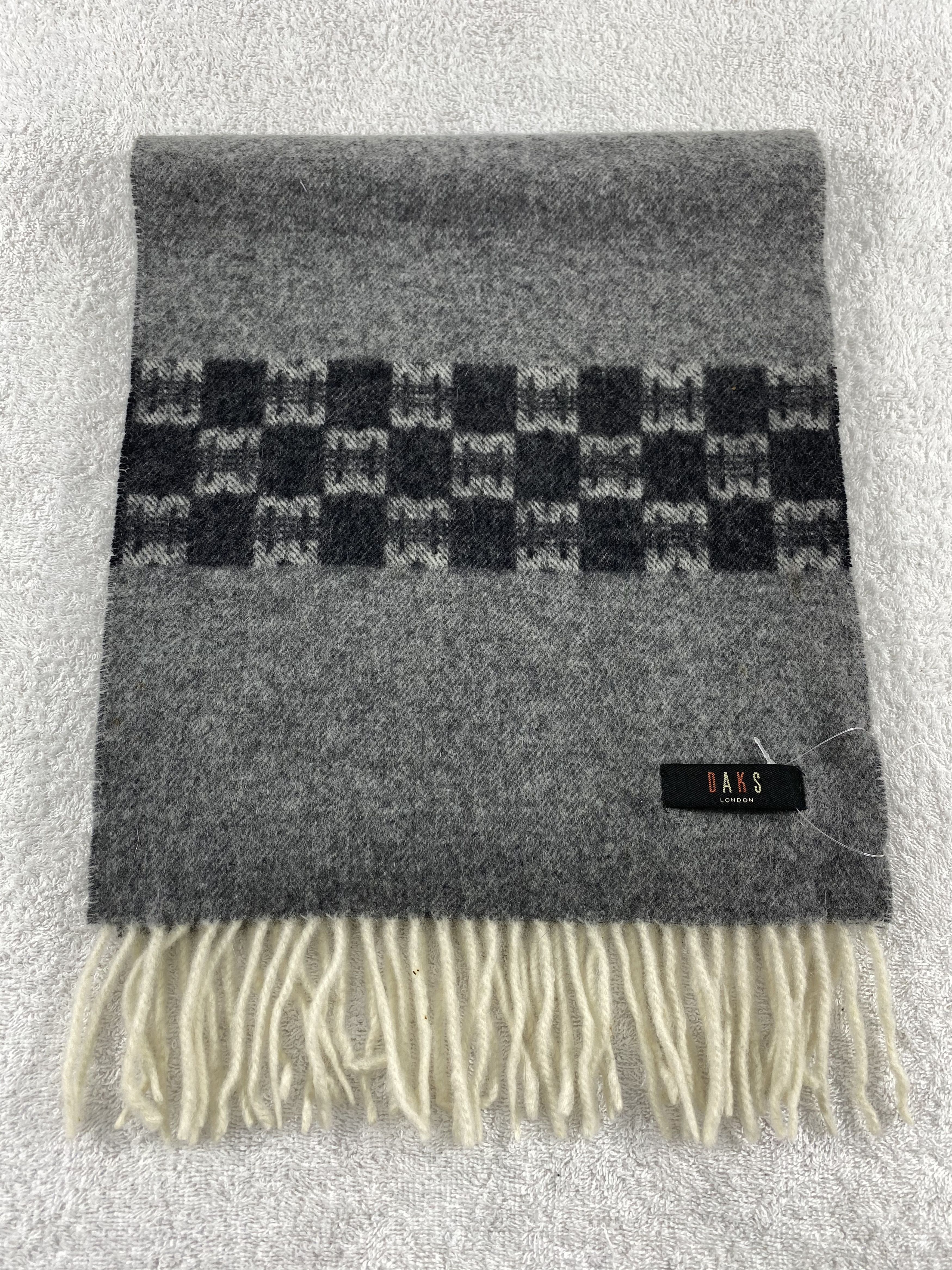 DAKS Daks London Scarf / Muffler / Neckwear - WW1678 Size ONE SIZE - 2 Thumbnail