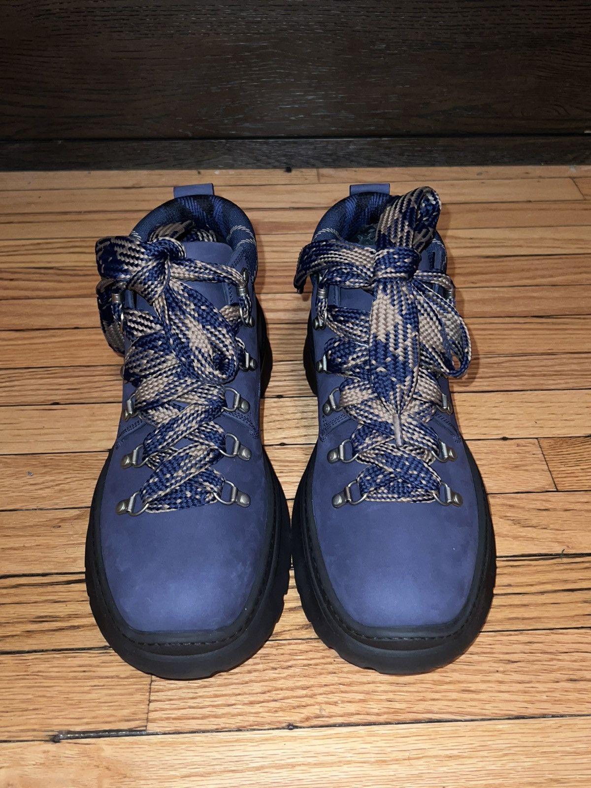 Burberry Burberry Nubuck Scoot Hike Boots Size US 11 / EU 44 - 6 Thumbnail