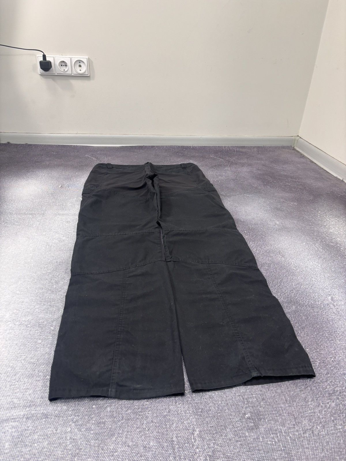 Fjallraven Fjallraven G-1000 Women’s Black Tundra Trousers Pants Size 28" / US 6 / IT 42 - 17 Thumbnail