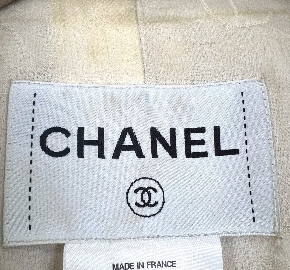 Chanel Chanel Off-White Patent Leather Spliced Blazer K12 Size XS / US 0-2 / IT 36-38 - 4 Thumbnail