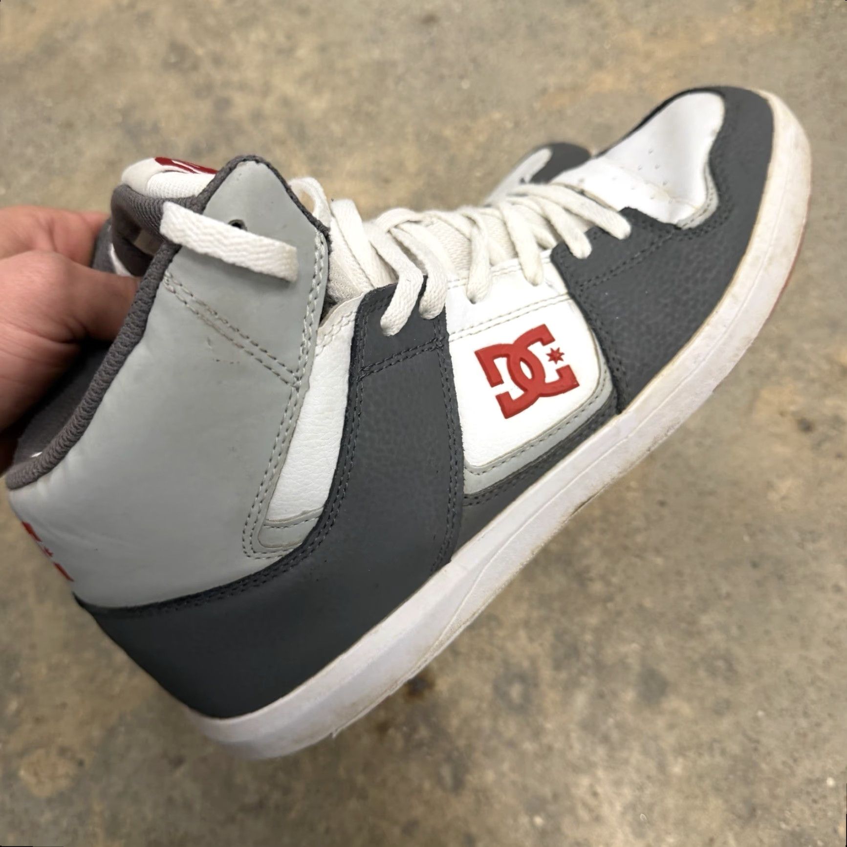 Vintage DC Cure Mens High Top Red Sneakers Gray Red White 11.5 Sneaker Men Athletic Skateboarding Nubuck M US 11.5 Gray Red White DC Cure Vintage No Brand DC Size US L / EU 52-54 / 3 - 5 Thumbnail