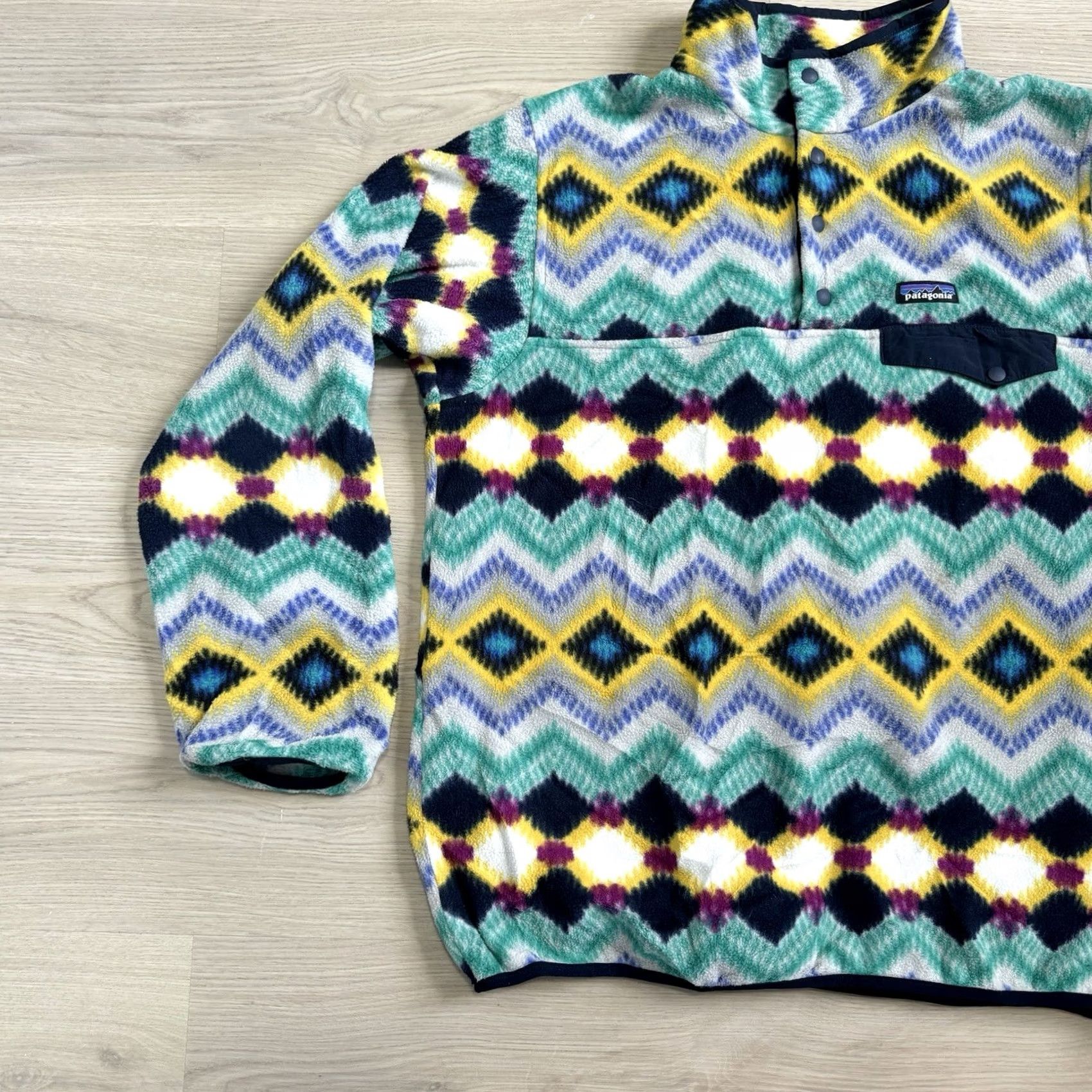 Patagonia Patagonia Sweater XL Womens Pattern Synchilla Snap Fleece Abstract Print Size XL / US 12-14 / IT 48-50 - 2 Thumbnail