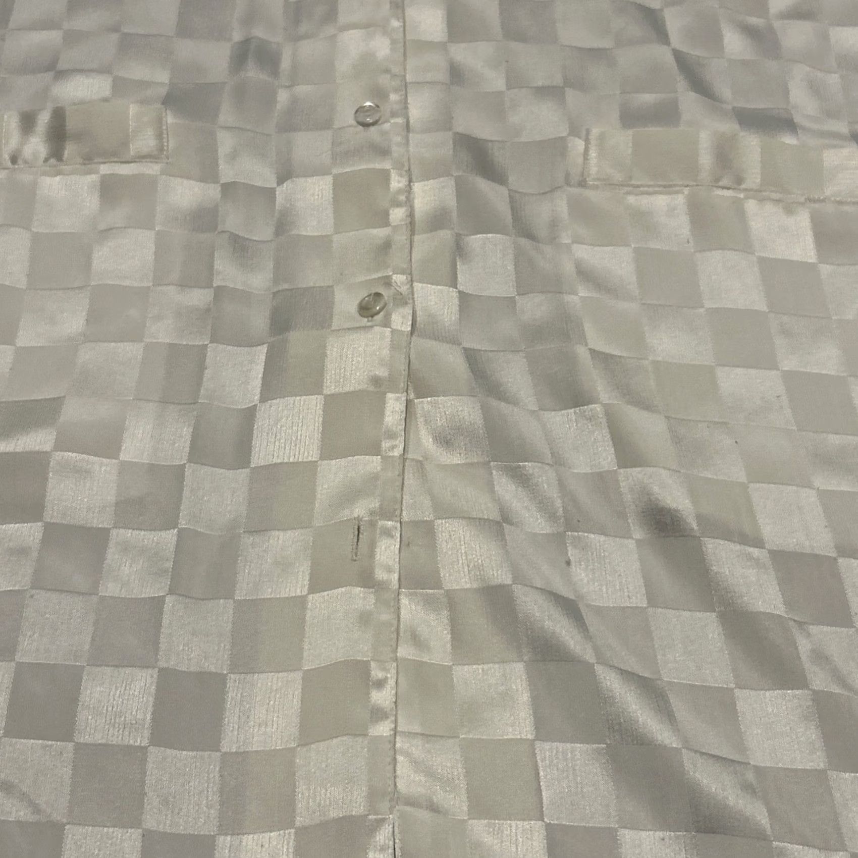 Vintage VINTAGE Jayre of California Pajama Top Womens Size M White Satin 80s Sleepwear A23 Size M / US 6-8 / IT 42-44 - 2 Thumbnail