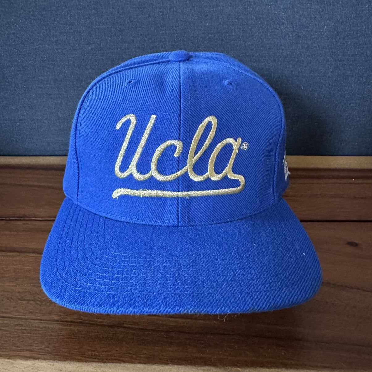 NCAA × Sports Specialties × Vintage Vintage 1990s UCLA Bruins Script Snapback (Deadstock) Size ONE SIZE - 1 Thumbnail