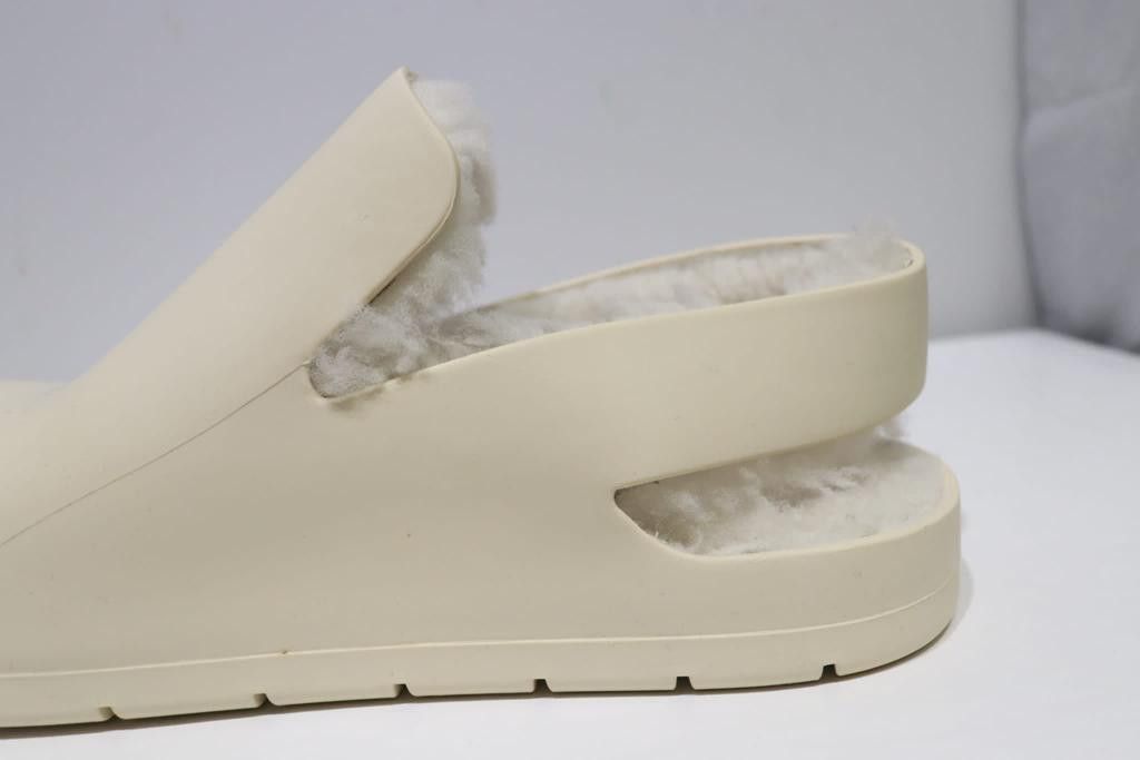 Bottega Veneta o1rshd / Puddle Shearling Cozy Low Top Shoes in Sea Salt Size US 11 / EU 44 - 5 Thumbnail
