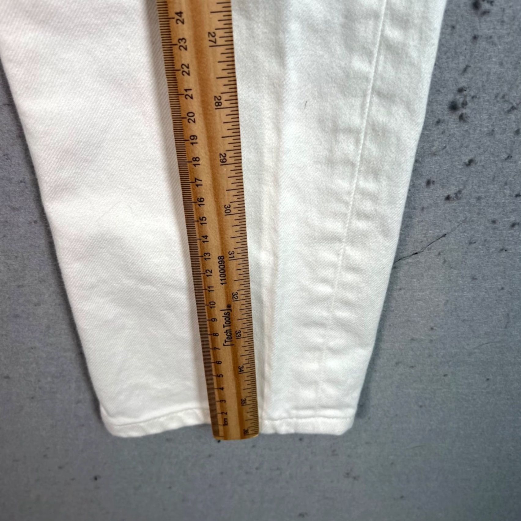 Everlane Everlane White Womens 27 Crop Cheeky Jean High-Waisted Straight Leg Pants Jeans 27 White 90s Crop Womens Size 27" / US 4 / IT 40 - 6 Thumbnail
