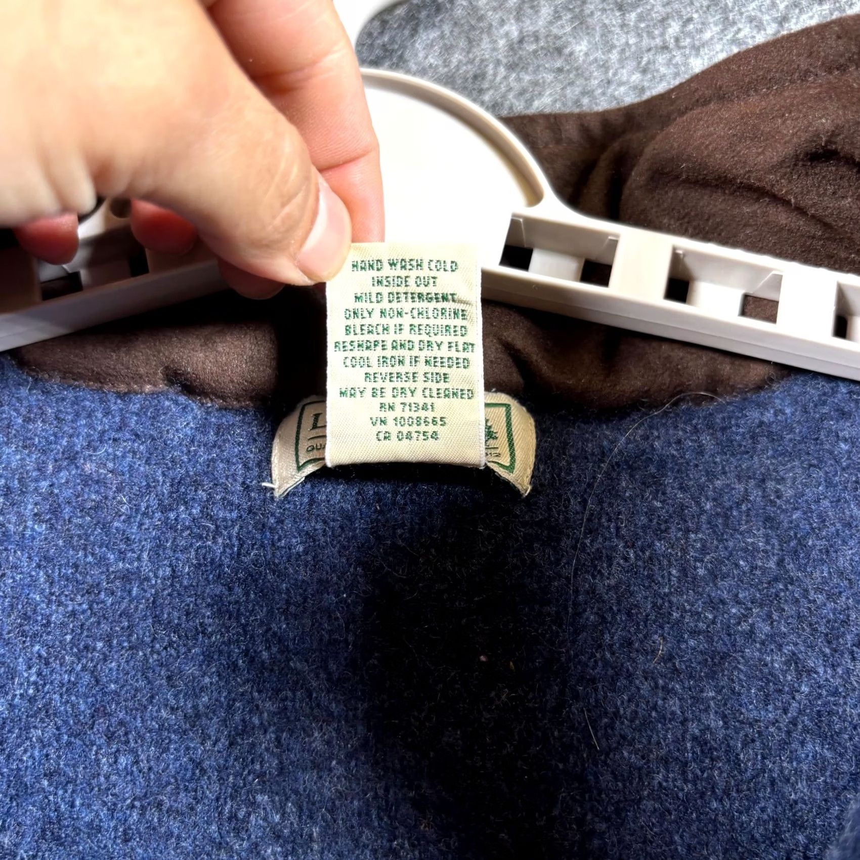 Vintage VINTAGE L.L. Bean Sweater Men's L Blue Merino Lambswool Quarter-Zip Holiday Mens Sweater Size US L / EU 52-54 / 3 - 7 Thumbnail