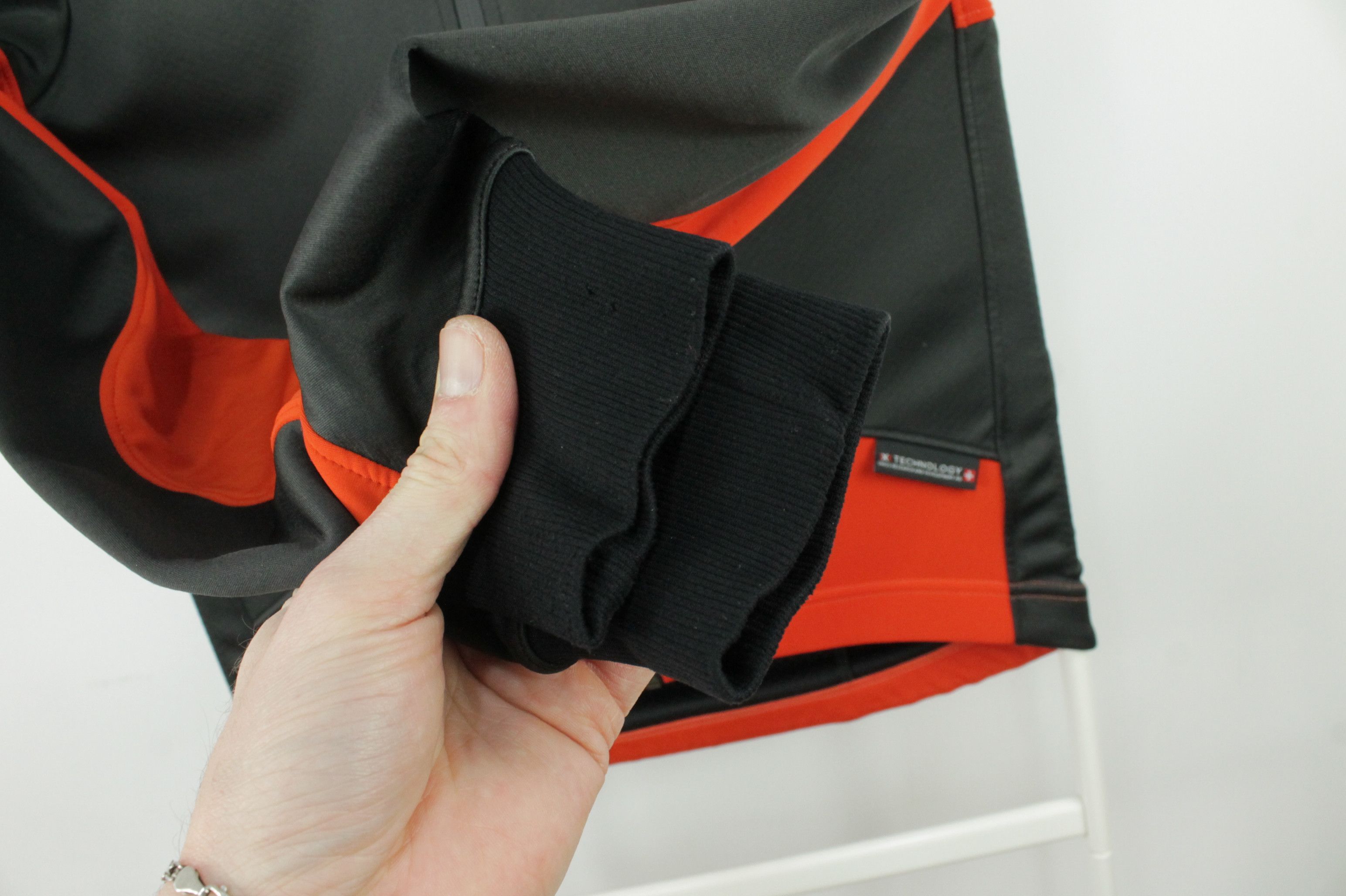 Other X-Bionic Winter Spherewind Cycling Aerodynamic Jacket Size US S / EU 44-46 / 1 - 5 Thumbnail