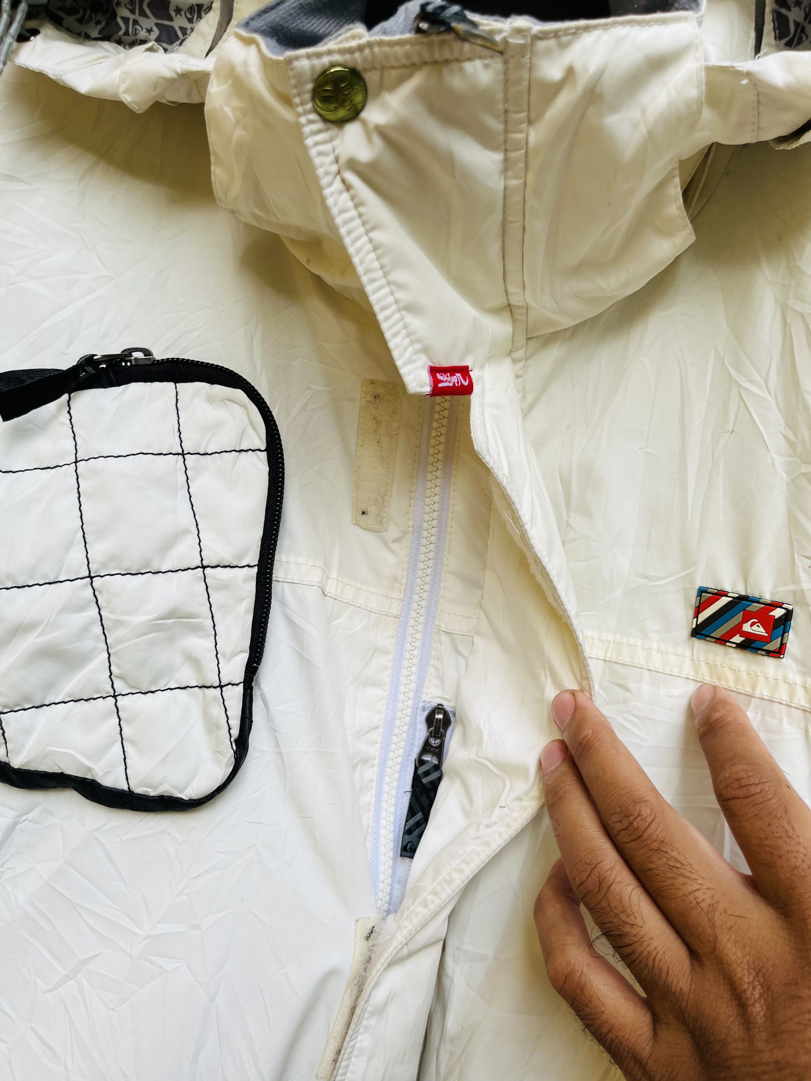 Japanese Brand × Quiksilver Vintage Quiksilver Big Pocket Japanese Designer Fashion Size US L / EU 52-54 / 3 - 11 Thumbnail