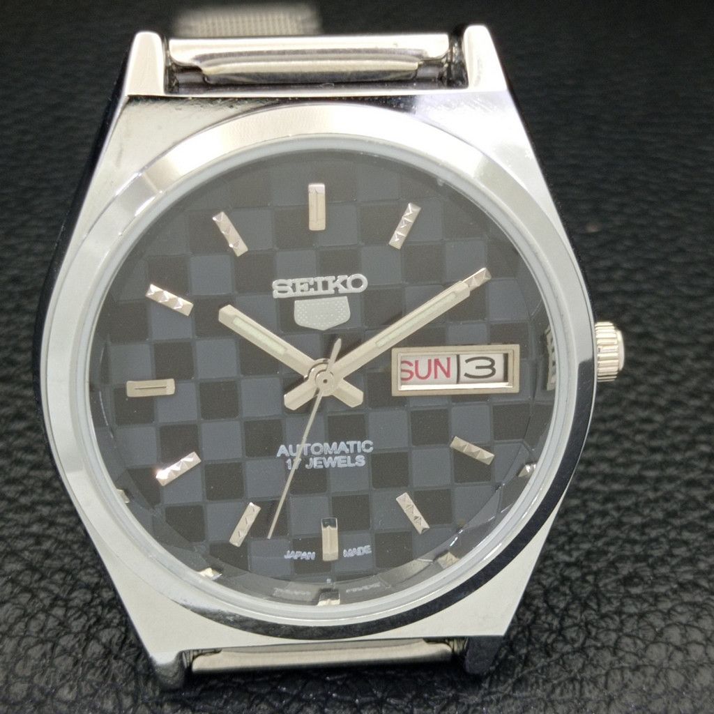 Seiko REFURBISHED VINTAGE SEIKO 5 AUTO JAPAN MENS WATCH a440205 Size 38 - 3 Thumbnail