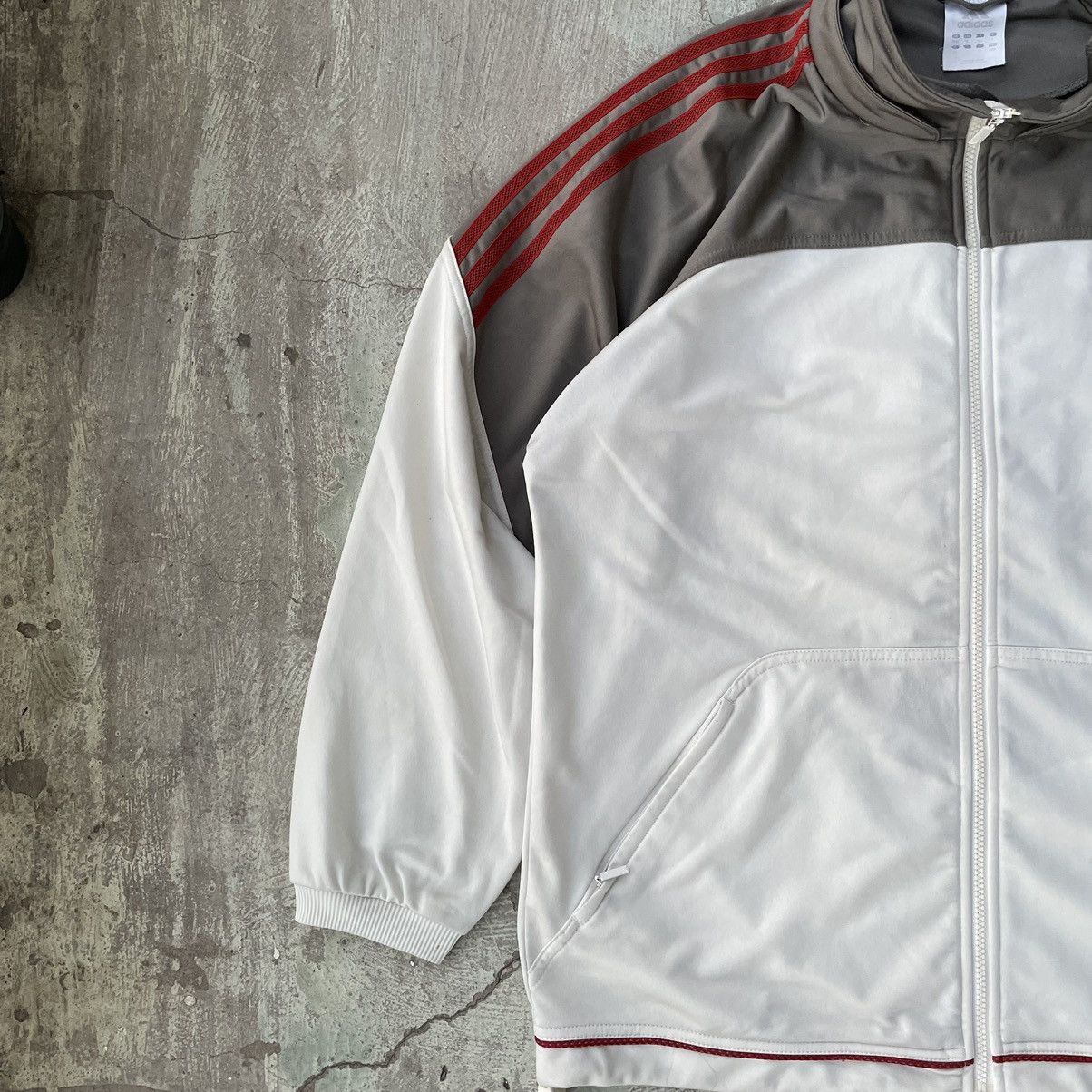 Adidas × Vintage VINTAGE 90’s Adidas light track jacket Size US M / EU 48-50 / 2 - 6 Thumbnail