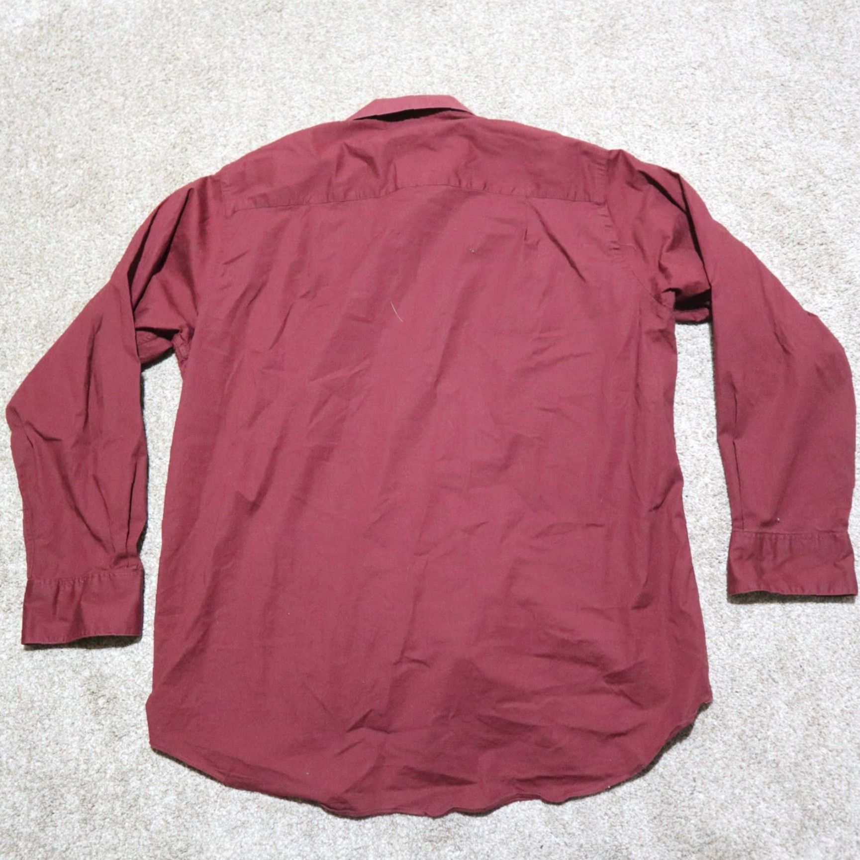 Van Heusen VINTAGE Van Heusen Shirt Red Lux Sateen Regular Button Down Shirt Men's XL 17 32 33 55% Cotton 45% Polyester Wrinkle Free Size US XL / EU 56 / 4 - 8 Thumbnail
