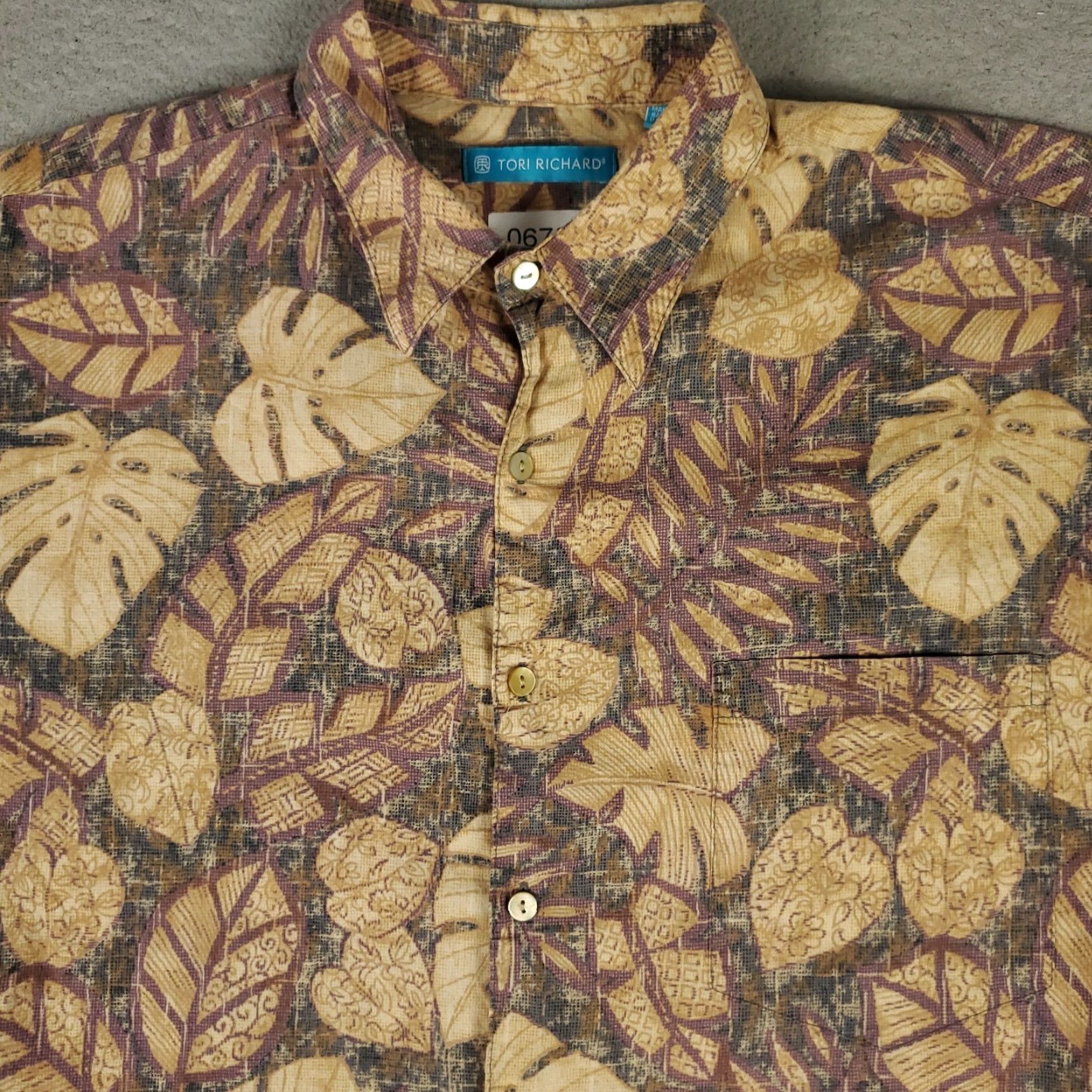 Tori Richard Tori Richard Shirt Mens Large Beige Leaf Print Button Up Short Sleeve - Classic Aloha, Cotton, Regular Fit, Button, Pocket, Collared, Casual/Workwear Size US L / EU 52-54 / 3 - 2 Thumbnail