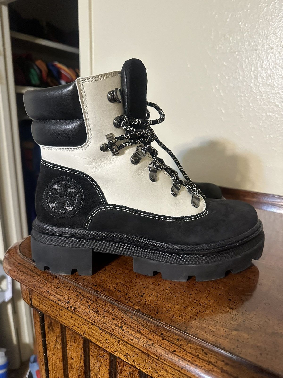 Tory Burch × Vintage Tory Burch woman’s hiking boots size 9m Size US 9 / IT 39 - 1 Thumbnail