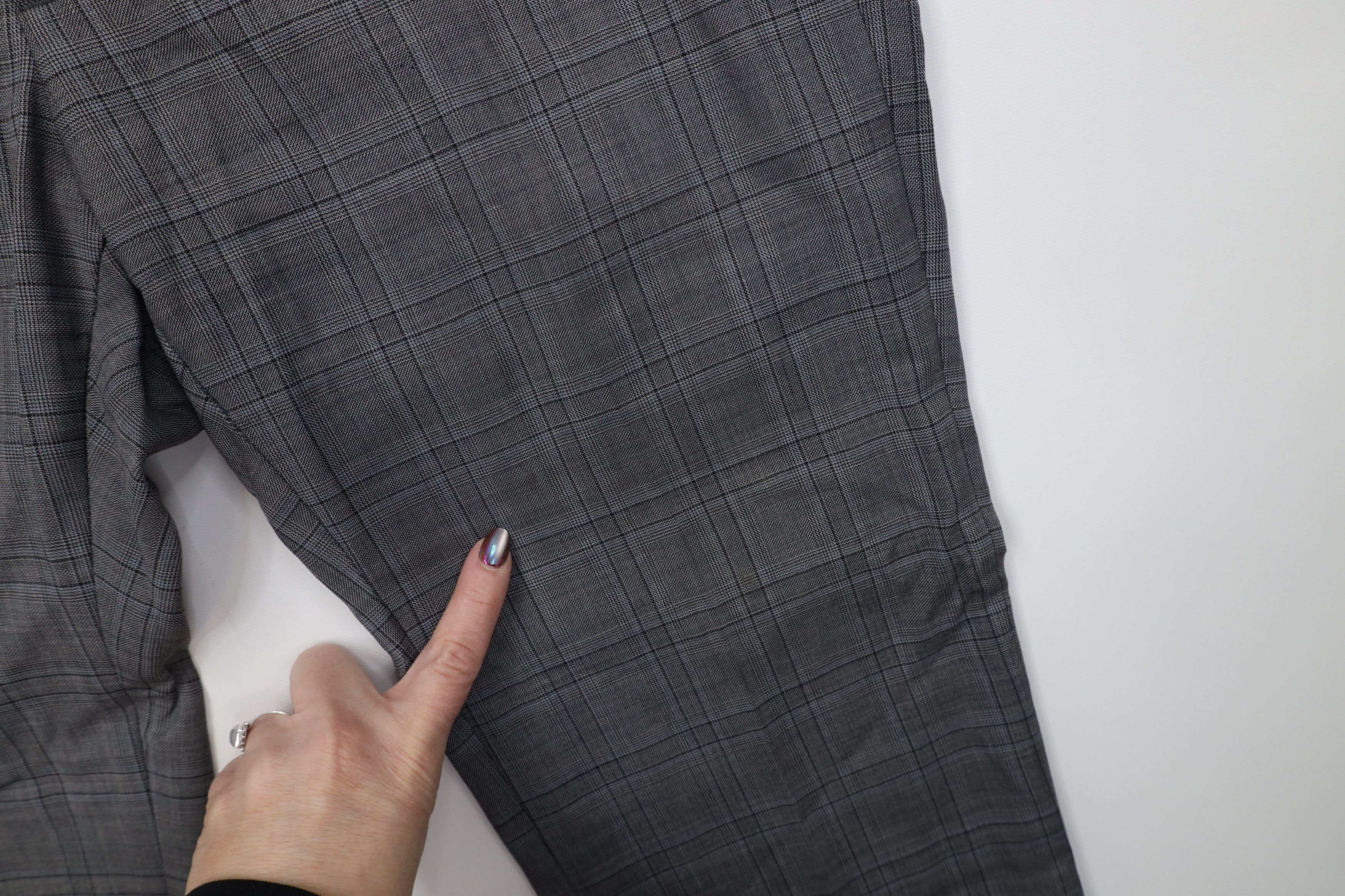 Banana Republic Banana Republic Slim Fit Wool Knit Chino Pants Gray Plaid Size US 31 - 6 Thumbnail