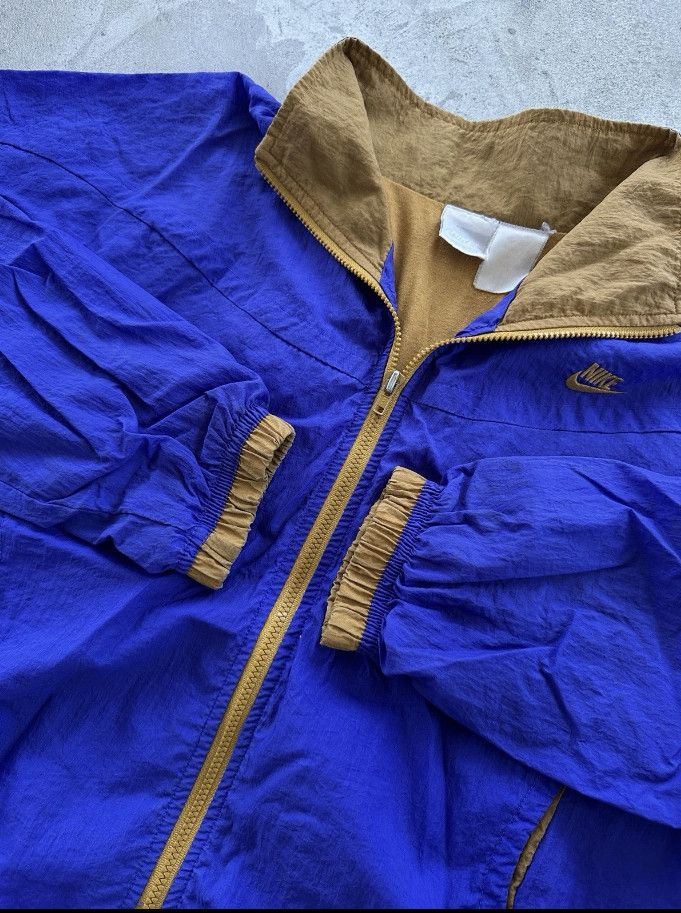 Nike Vintage 90s Nike Track Nylon Jacket Embroidered Mini Logo Size US M / EU 48-50 / 2 - 5 Thumbnail