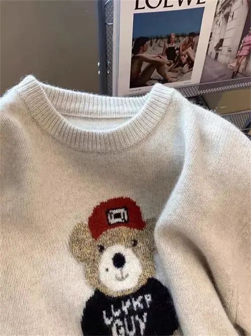 VIBE Street Vintage Bear Knit Sweater Sweatshirt Size US M / EU 48-50 / 2 - 4 Thumbnail
