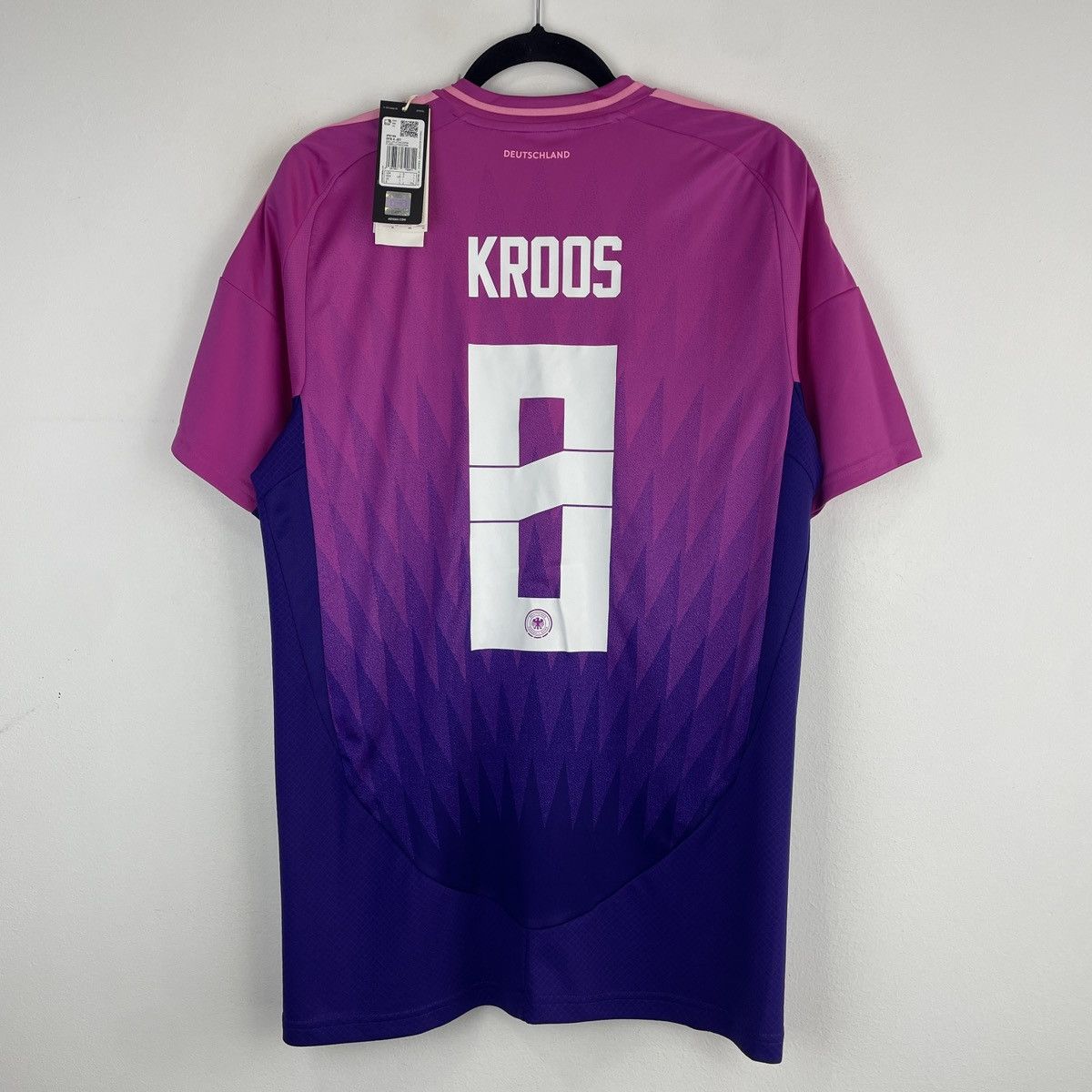 Adidas Germany Toni Kroos Adidas Genuine Jersey 2024/2025 size L Size US L / EU 52-54 / 3 - 1 Thumbnail