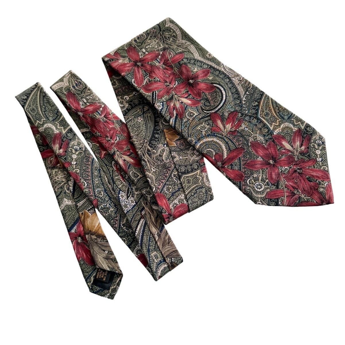 Bill Blass × Vintage Vintage Bill Blass floral paisley 100% silk tie 3.75" w Size ONE SIZE - 4 Thumbnail