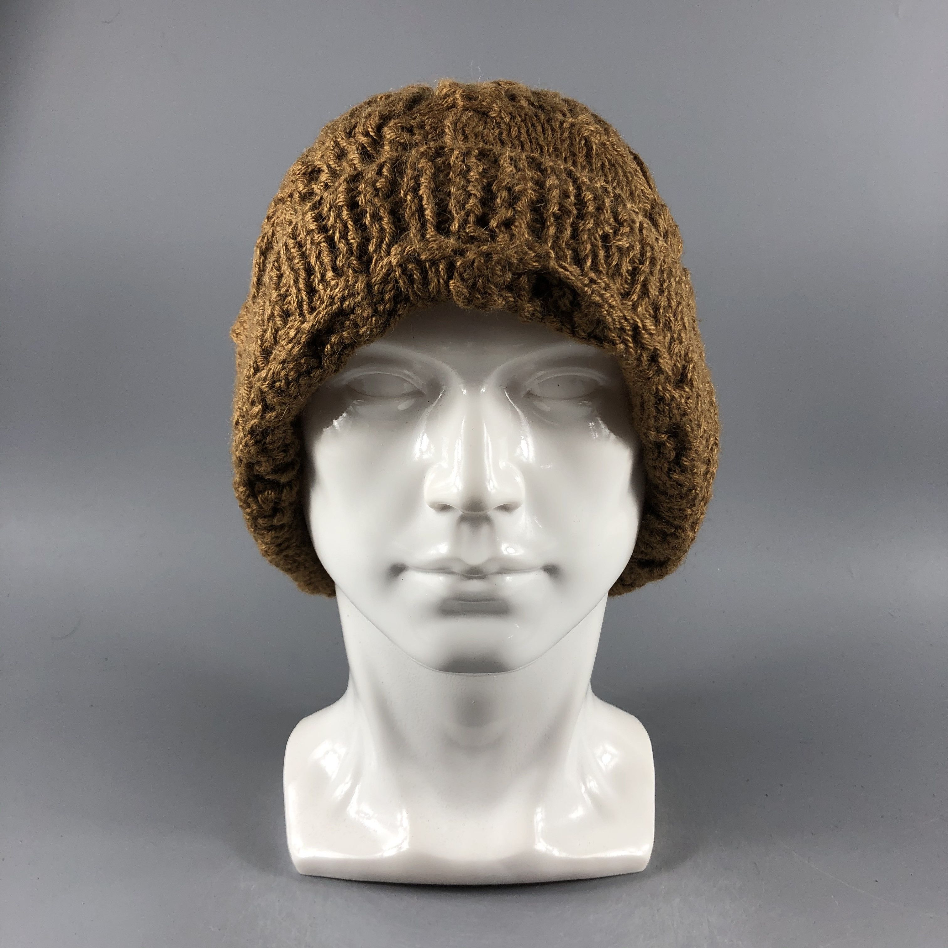image of Vintage Womens Alpakita Beanie Snow Hat Snow Cap -D770