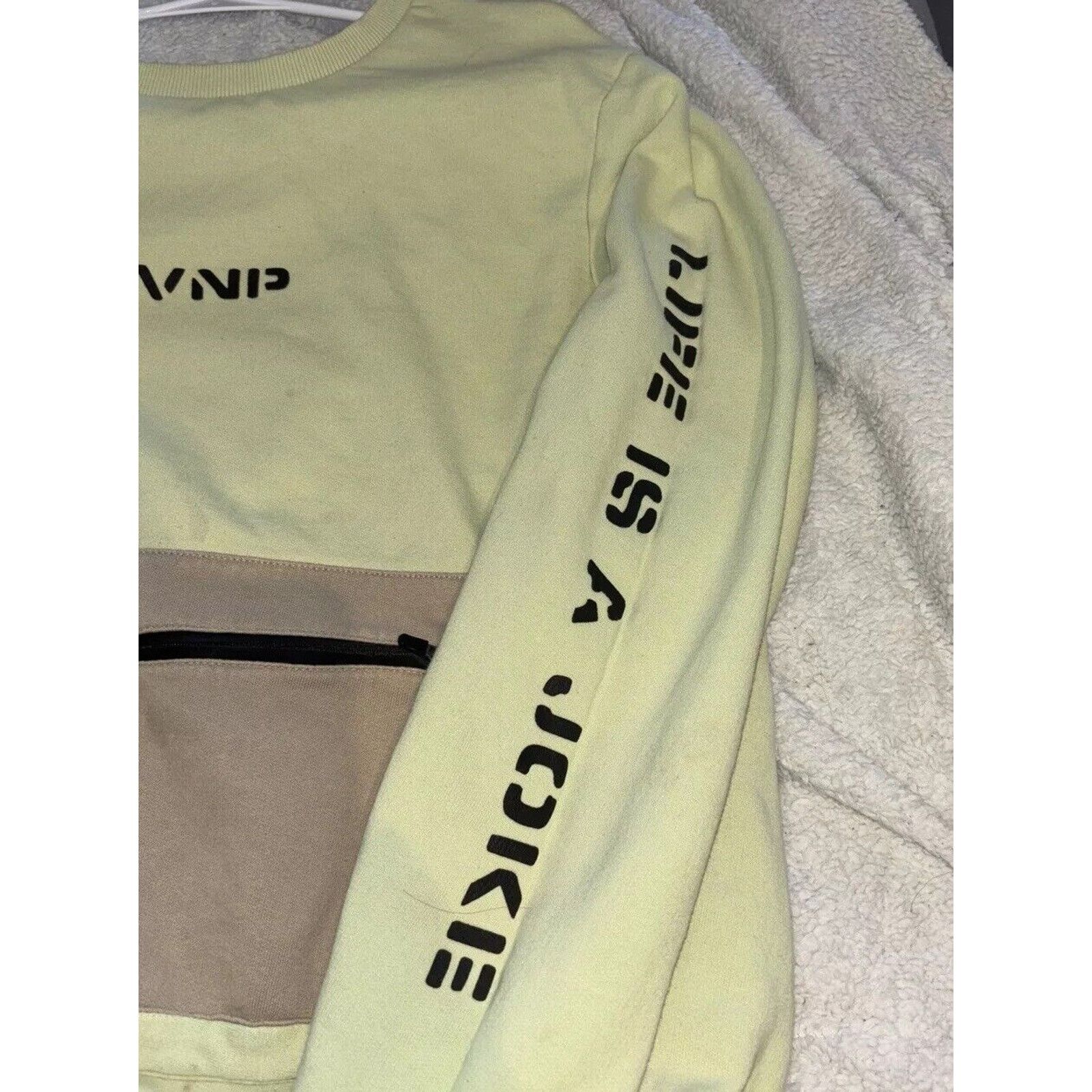 Eleven Paris Eleven Paris Sweater Sweatshirt Neon Pocket Graphic Pullover Size US M / EU 48-50 / 2 - 3 Thumbnail