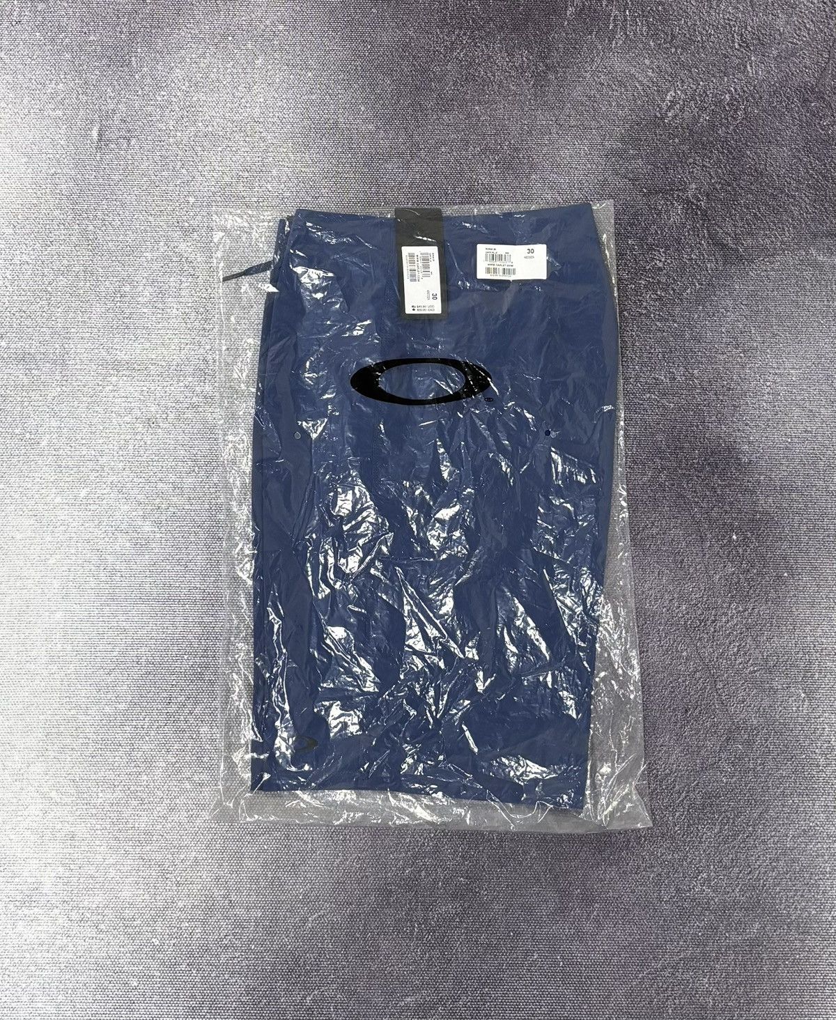 Oakley Oakley Kana 21 NWT Men’s Navy Blue Board Swim Shorts Size US 30 / EU 46 - 2 Thumbnail