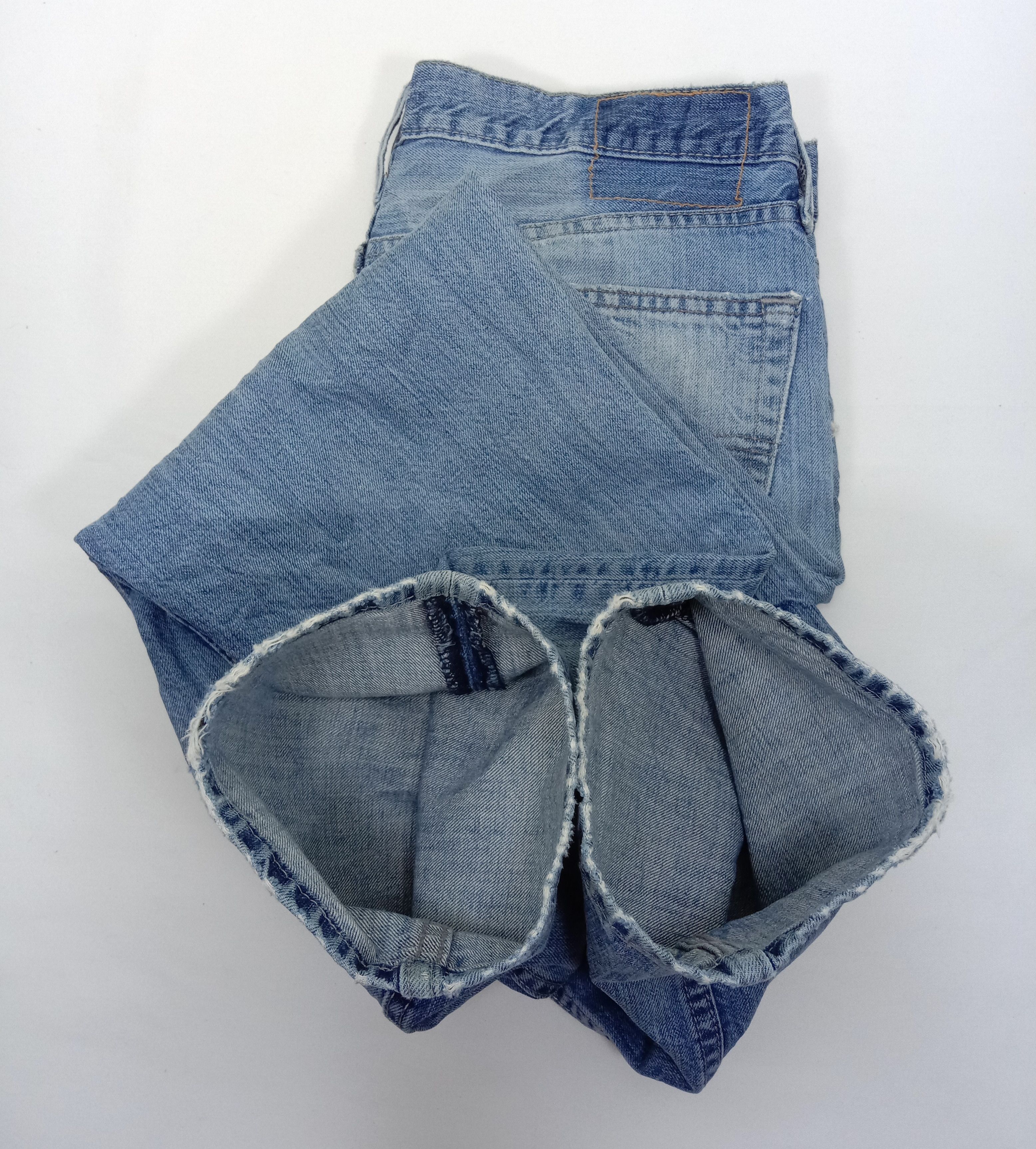 Levi's Vintage Levi's 514 Slim Straight Ripped Jeans Size US 32 / EU 48 - 15 Thumbnail