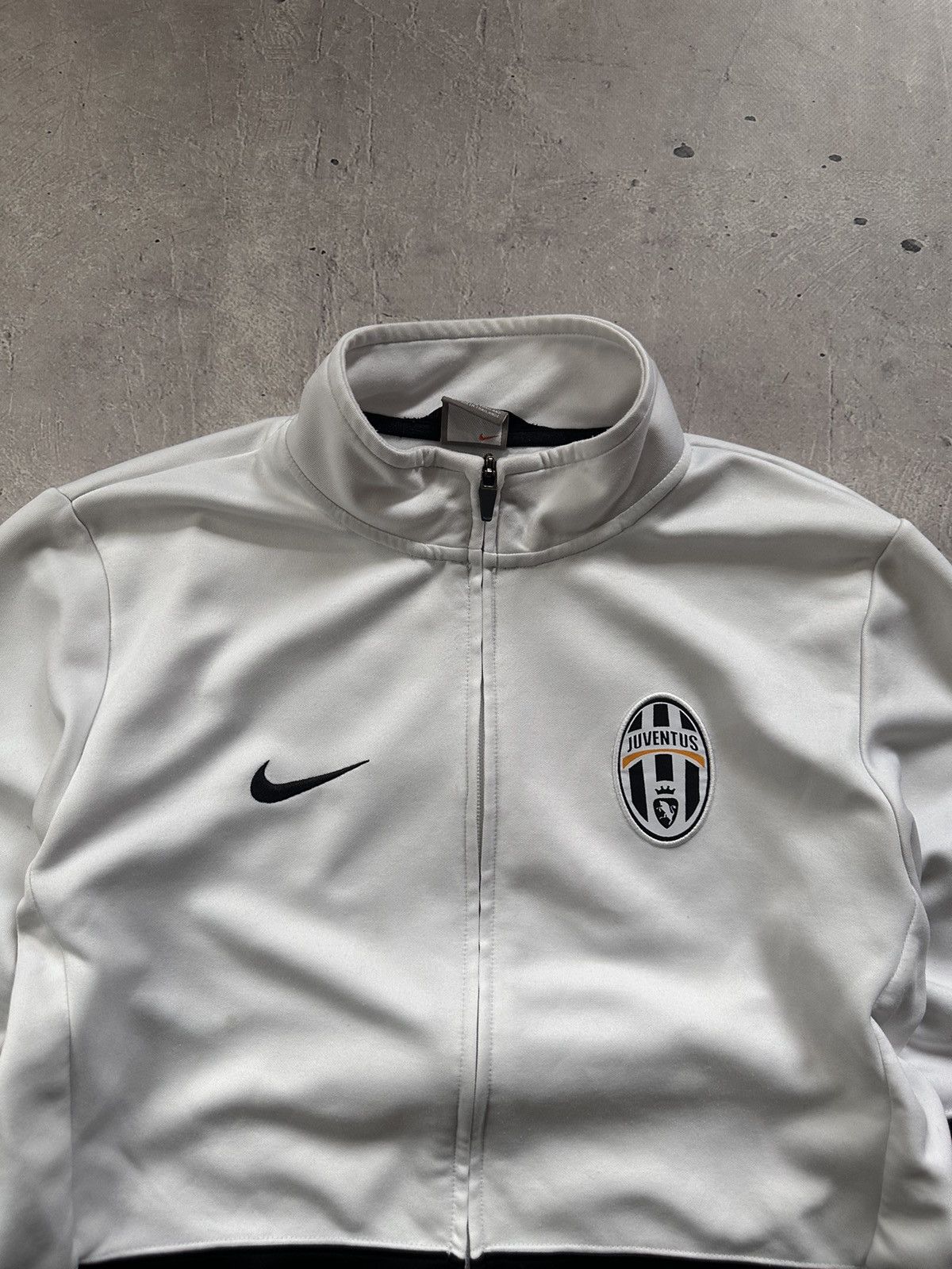 Nike × Vintage Italy FC Juventus Football Track Top Jacket Nike M Men Shirt Size US M / EU 48-50 / 2 - 3 Thumbnail