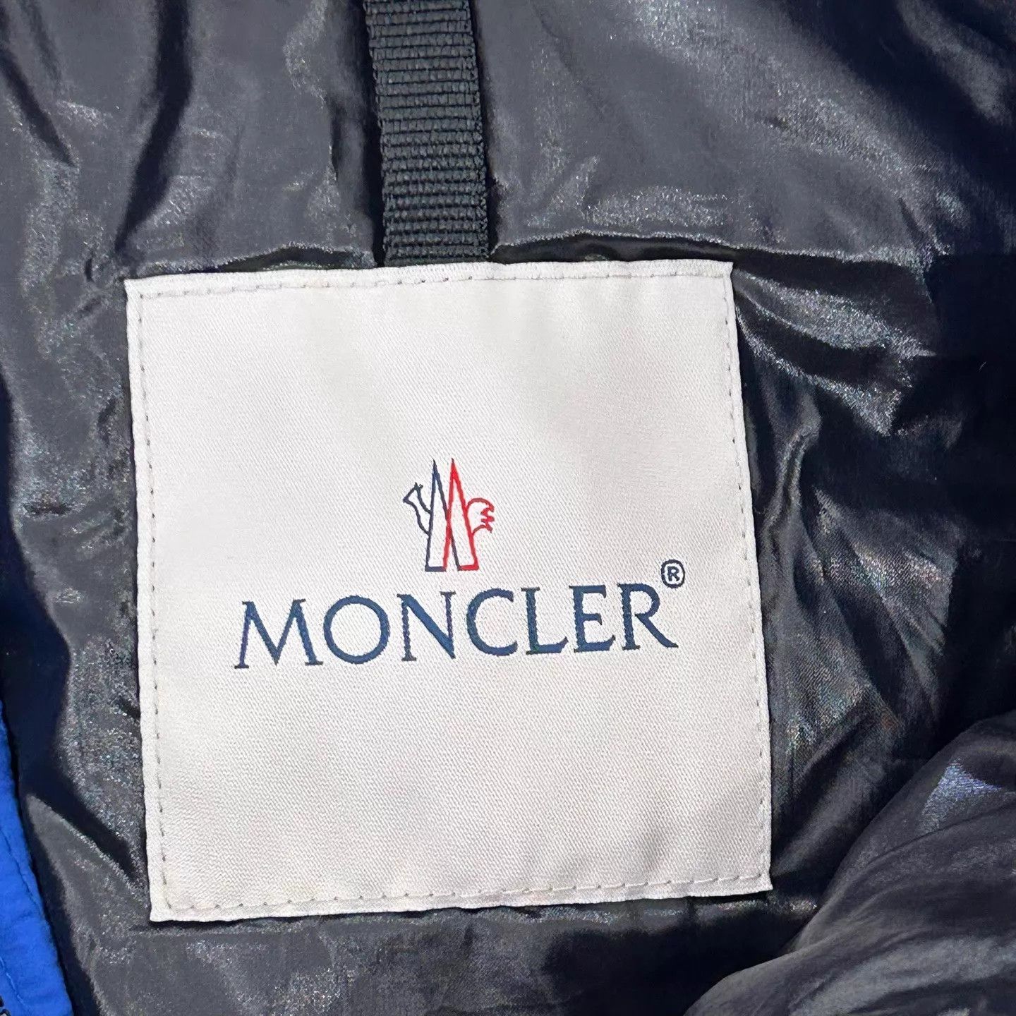 Moncler Moncler Men's Logo Solid Minimal Puffer Size US M / EU 48-50 / 2 - 4 Thumbnail