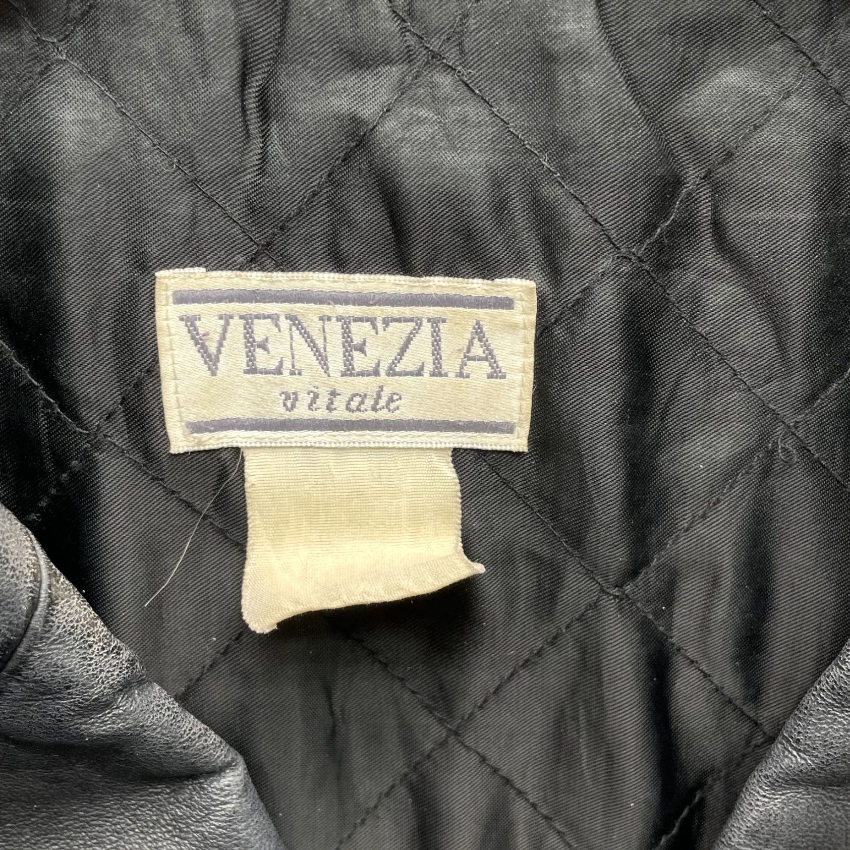 Vintage VINTAGE Venezia Vitale Leather Jacket Women's 3XL 90's Corpcore Business Grunge Coat Jacket Size XXL / US 16-18 / IT 52-54 - 4 Thumbnail