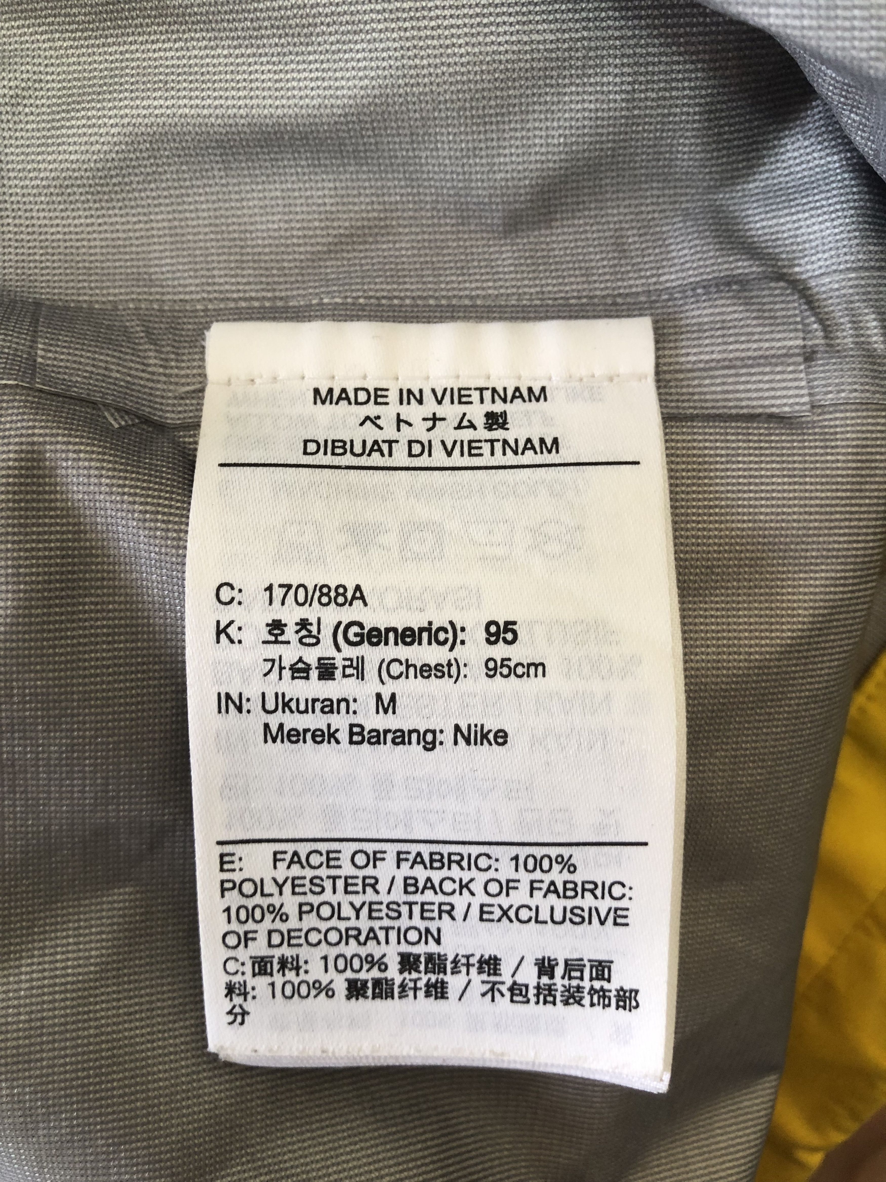 Nike ACG Nike ACG GoreTex Jacket Yellow and Black Size US M / EU 48-50 / 2 - 6 Thumbnail